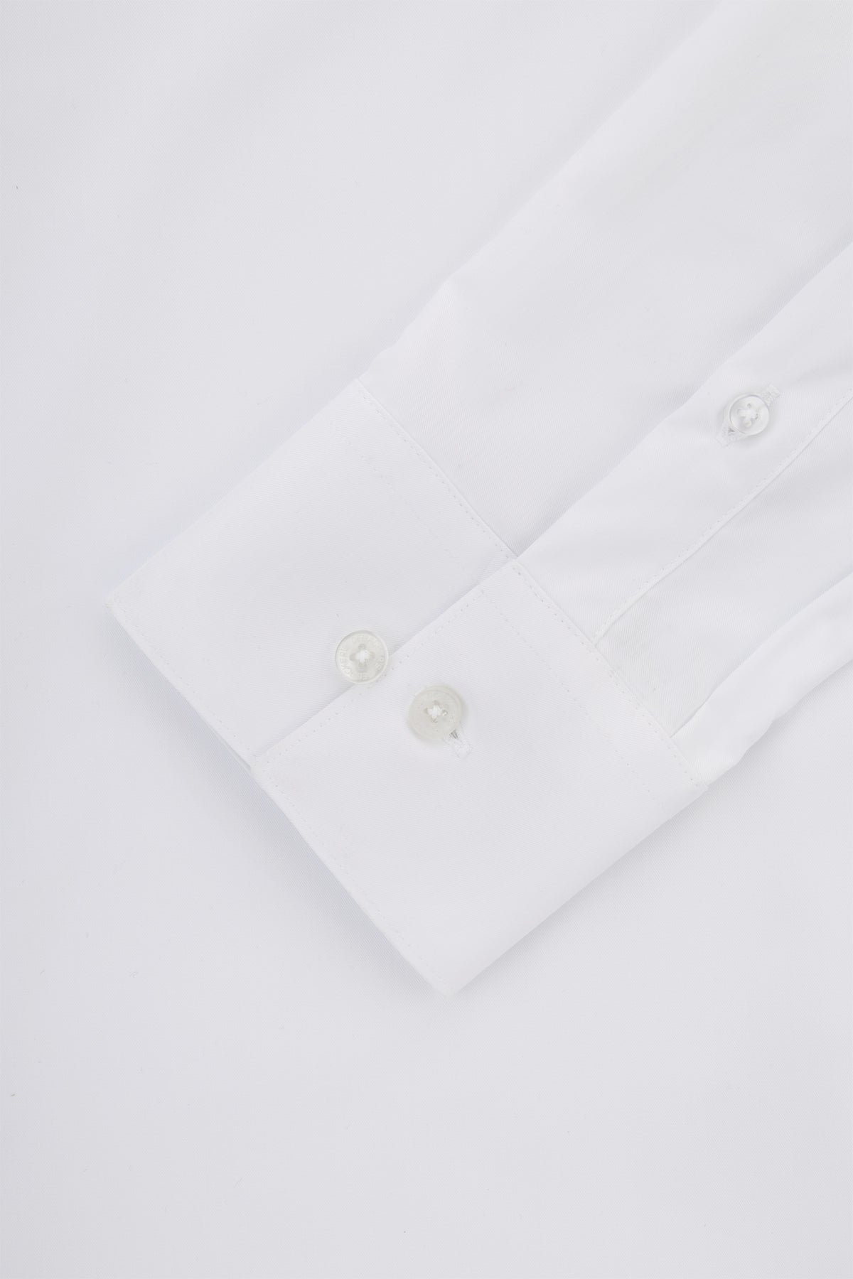 Solid White Bamboo Classic Shirt - De Backers - 3