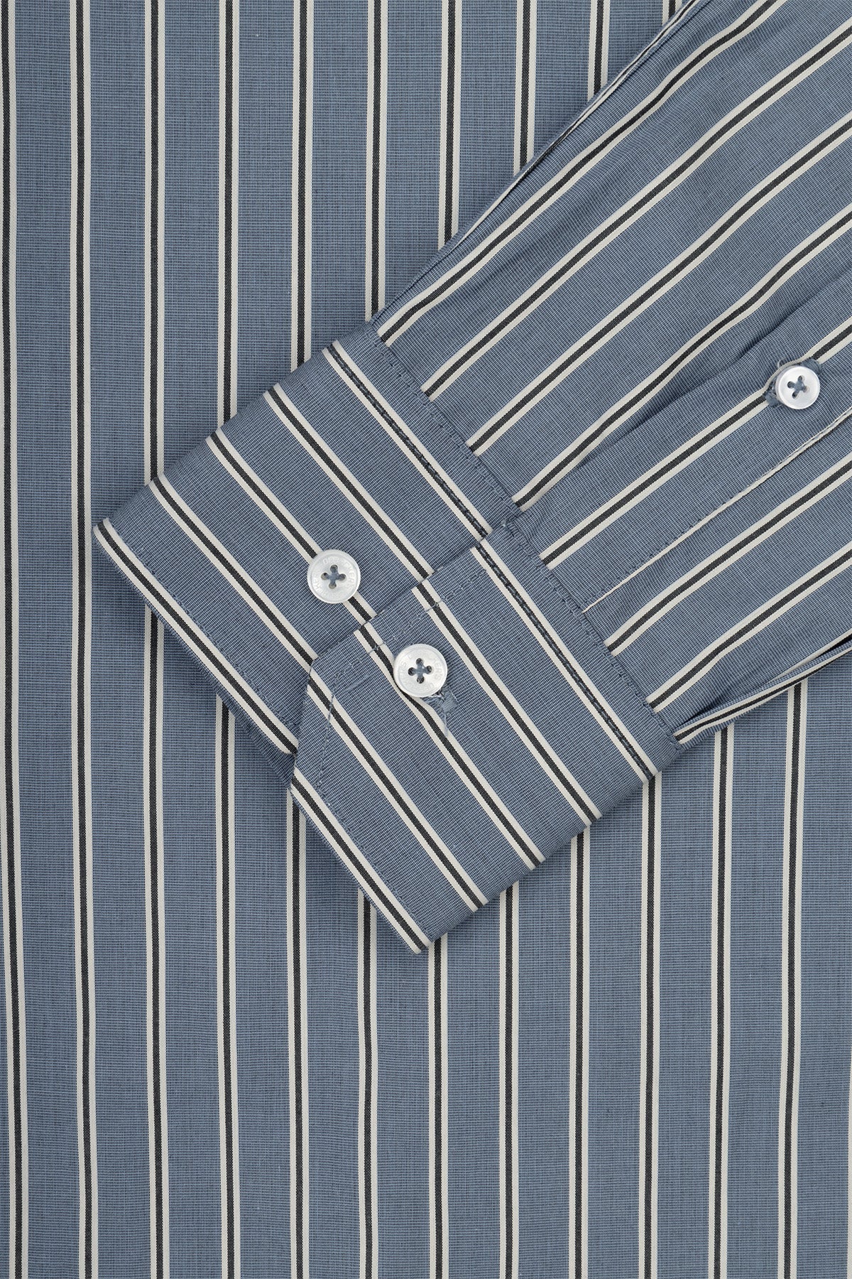 قميص كاجوال ذكي مخطط رمادي داكن