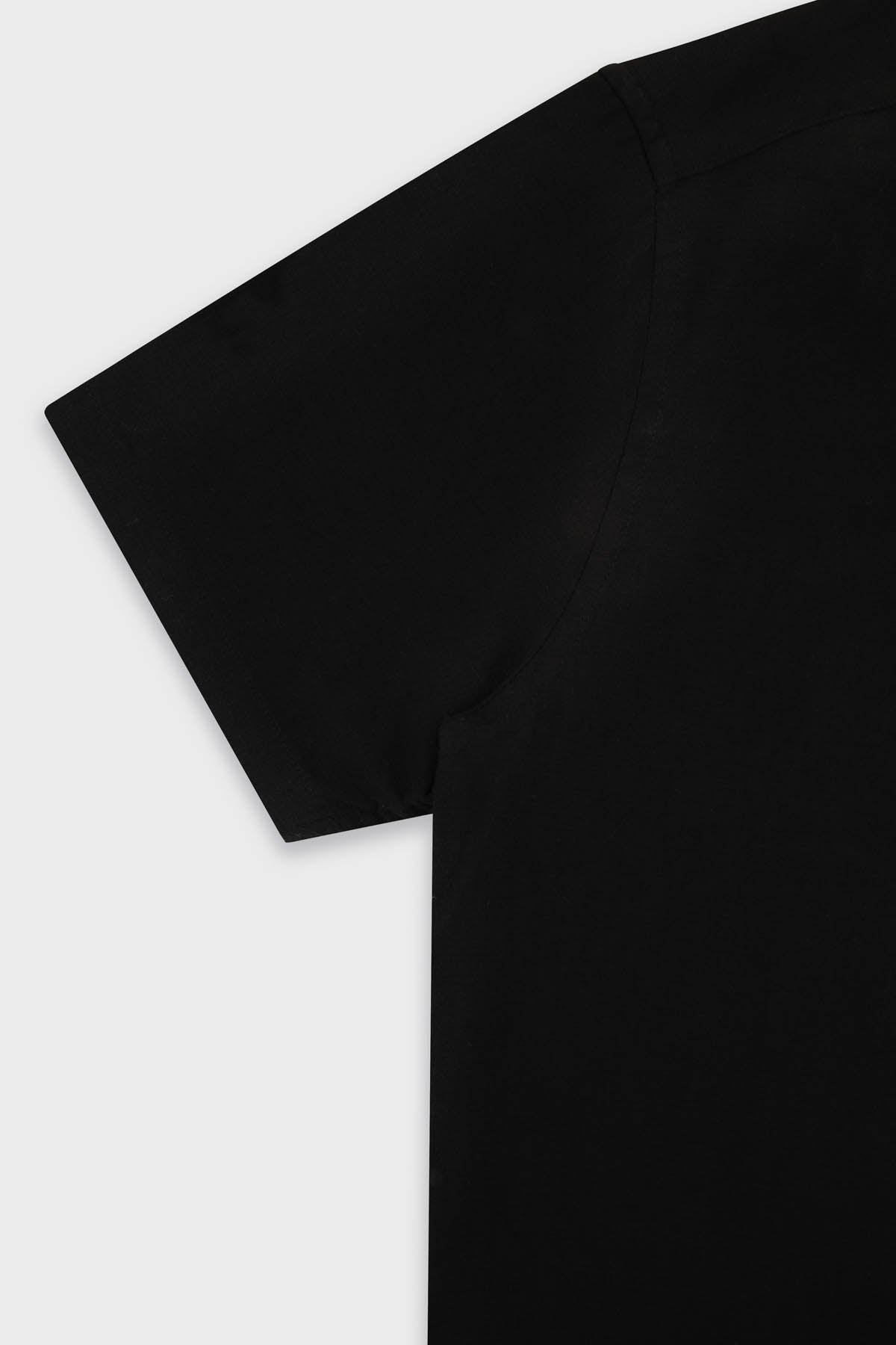 Textured Black Short-Sleeves Shirt - 3
