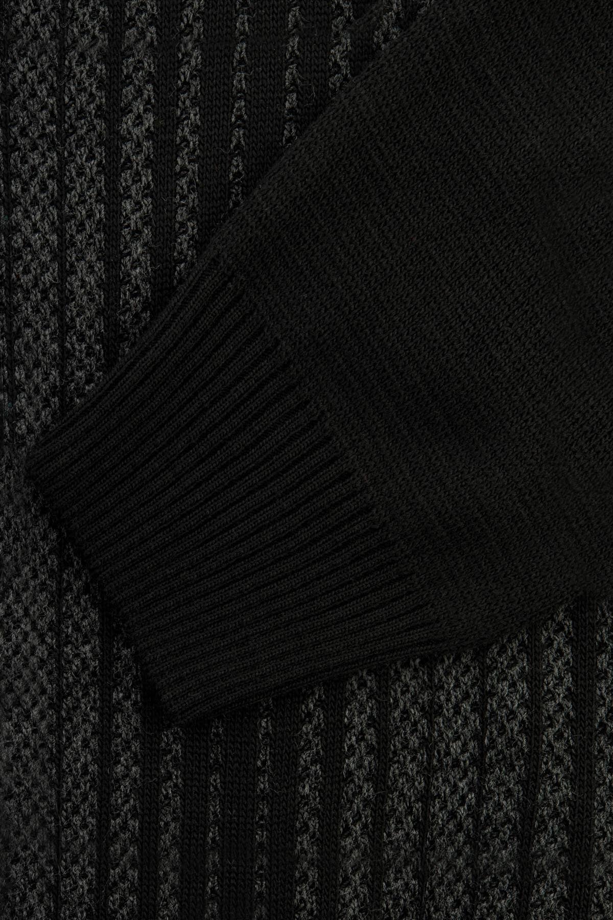 Jacquard Black & Dark Gray Knitted Jacket - 4