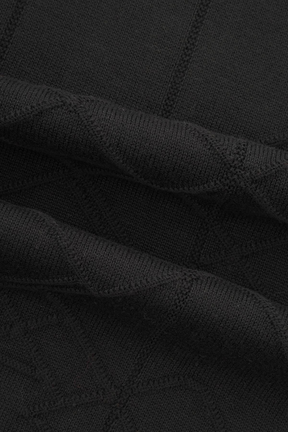 Jacquard Knitted Mock Neck Black Pullover - 4