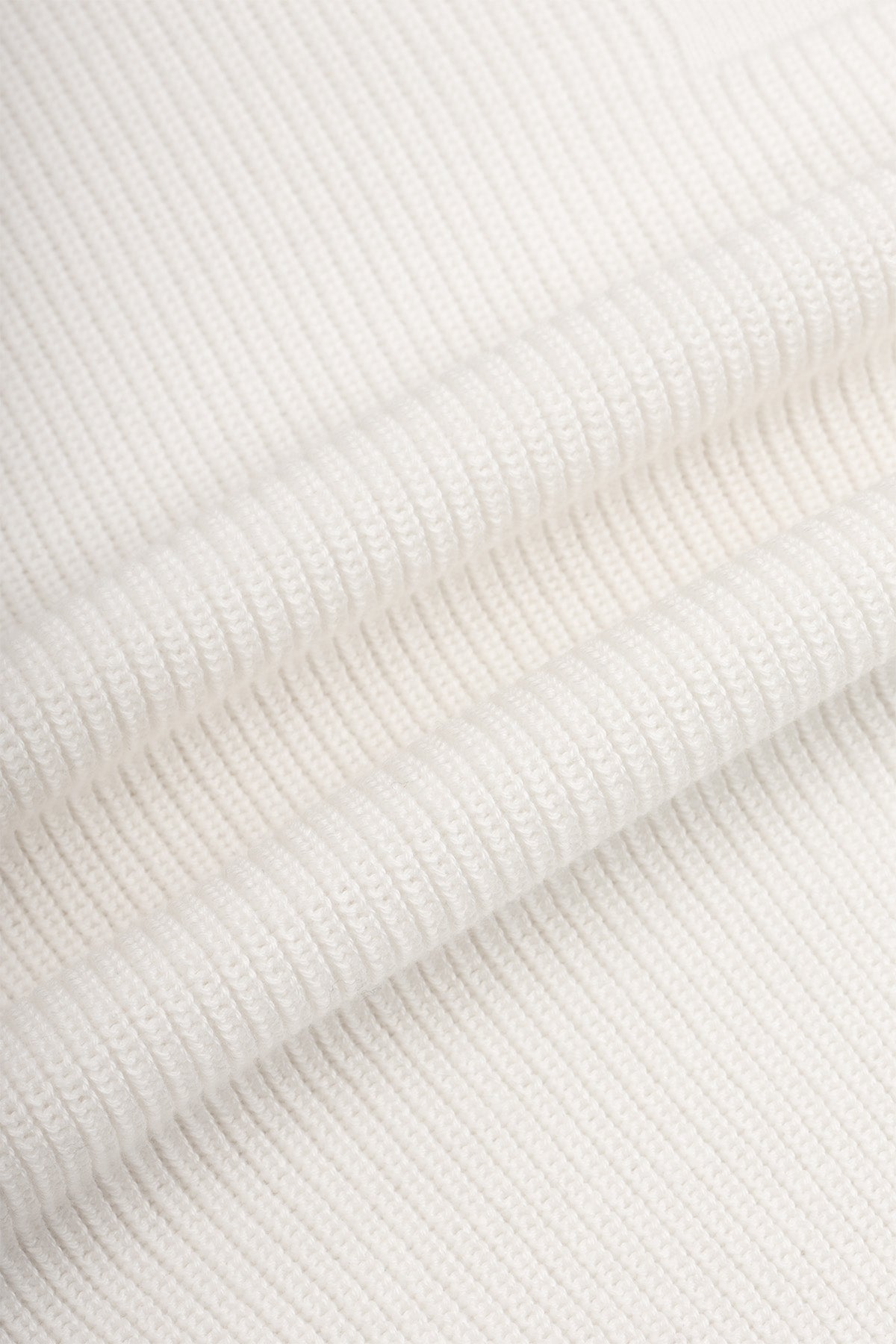 Jacquard Knitted Mock Neck Off-White Pullover