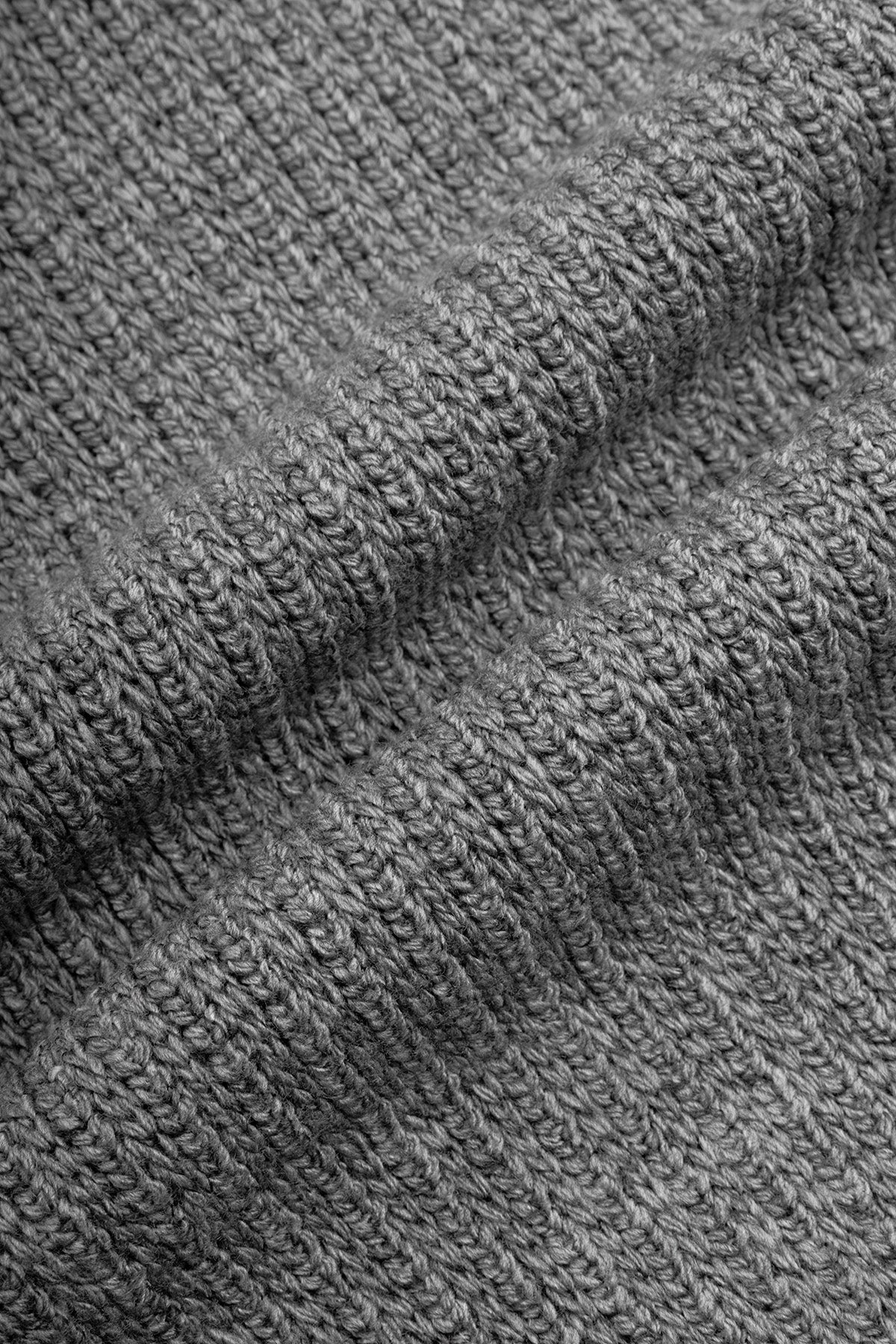 Knitted Gray Crew Neck Pullover