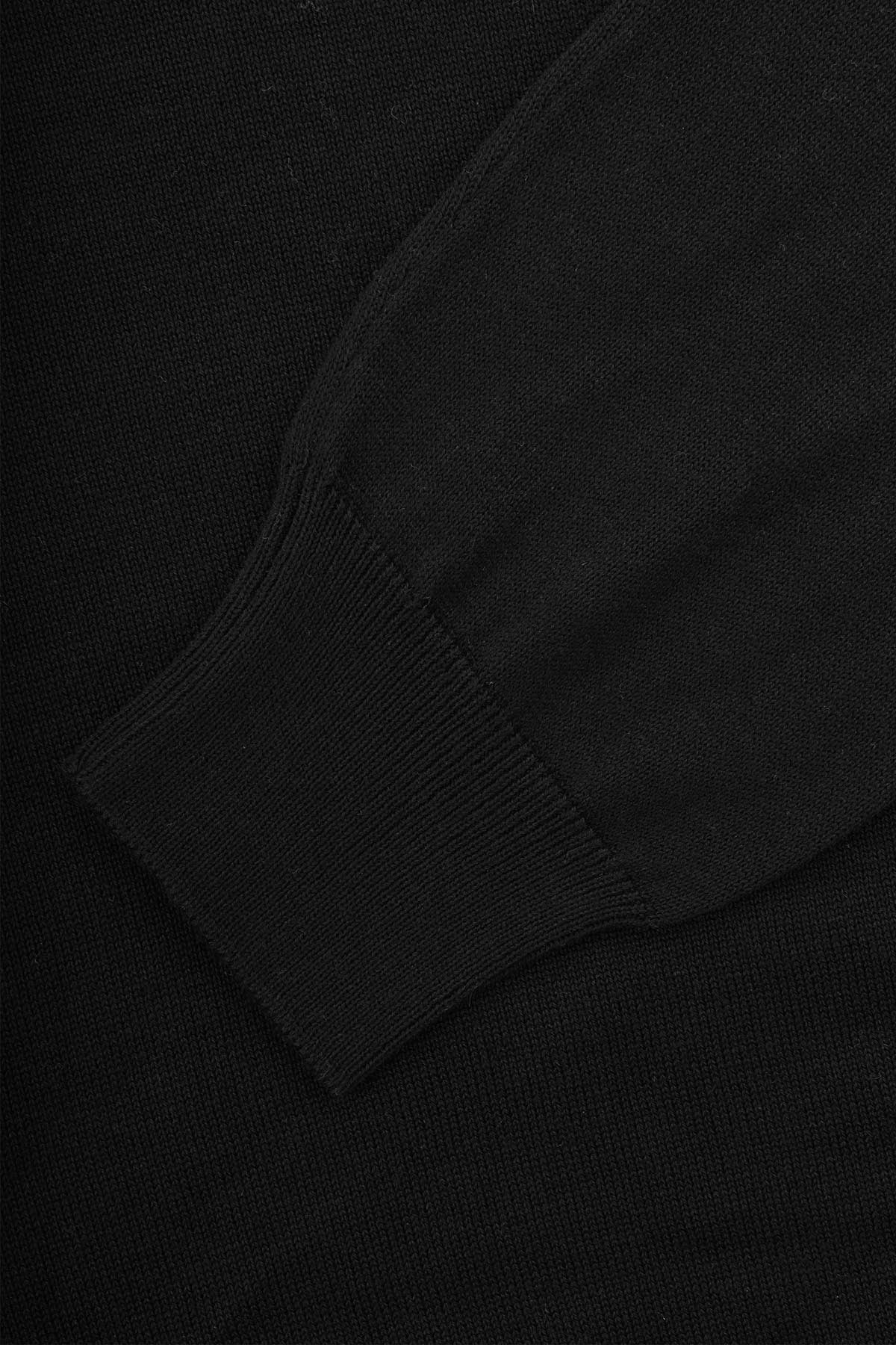 Jacquard Knitted High-neck Black & Gray Pullover - 4