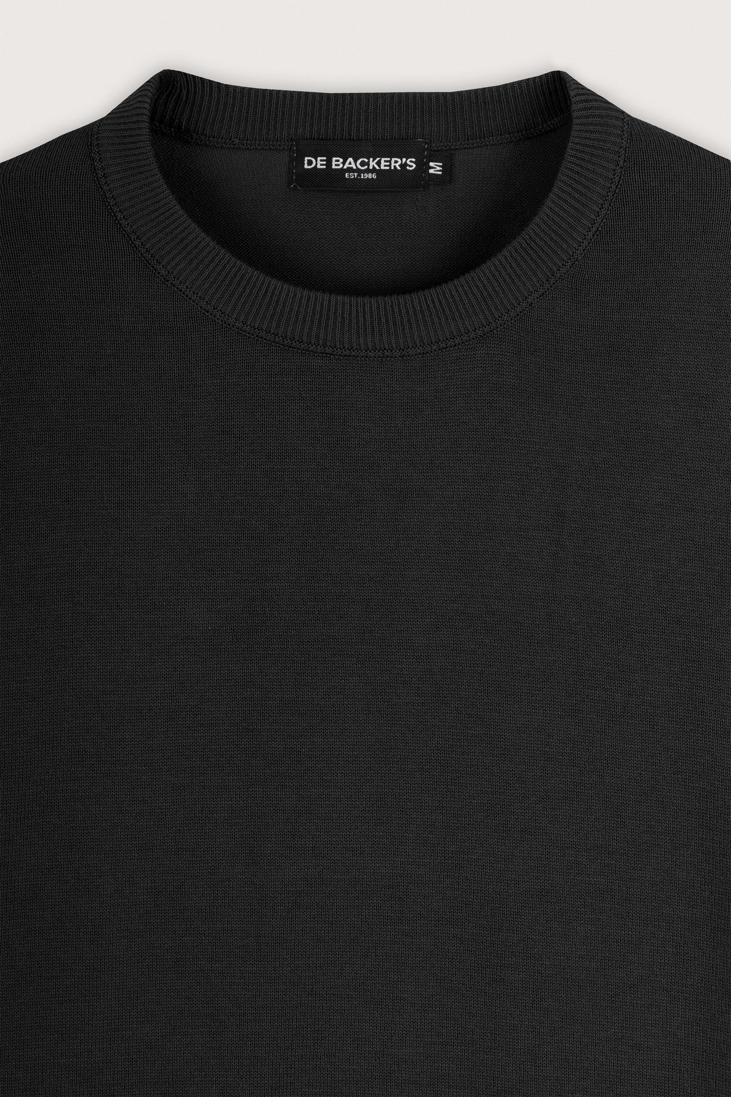 Black Basic Round T-Shirt