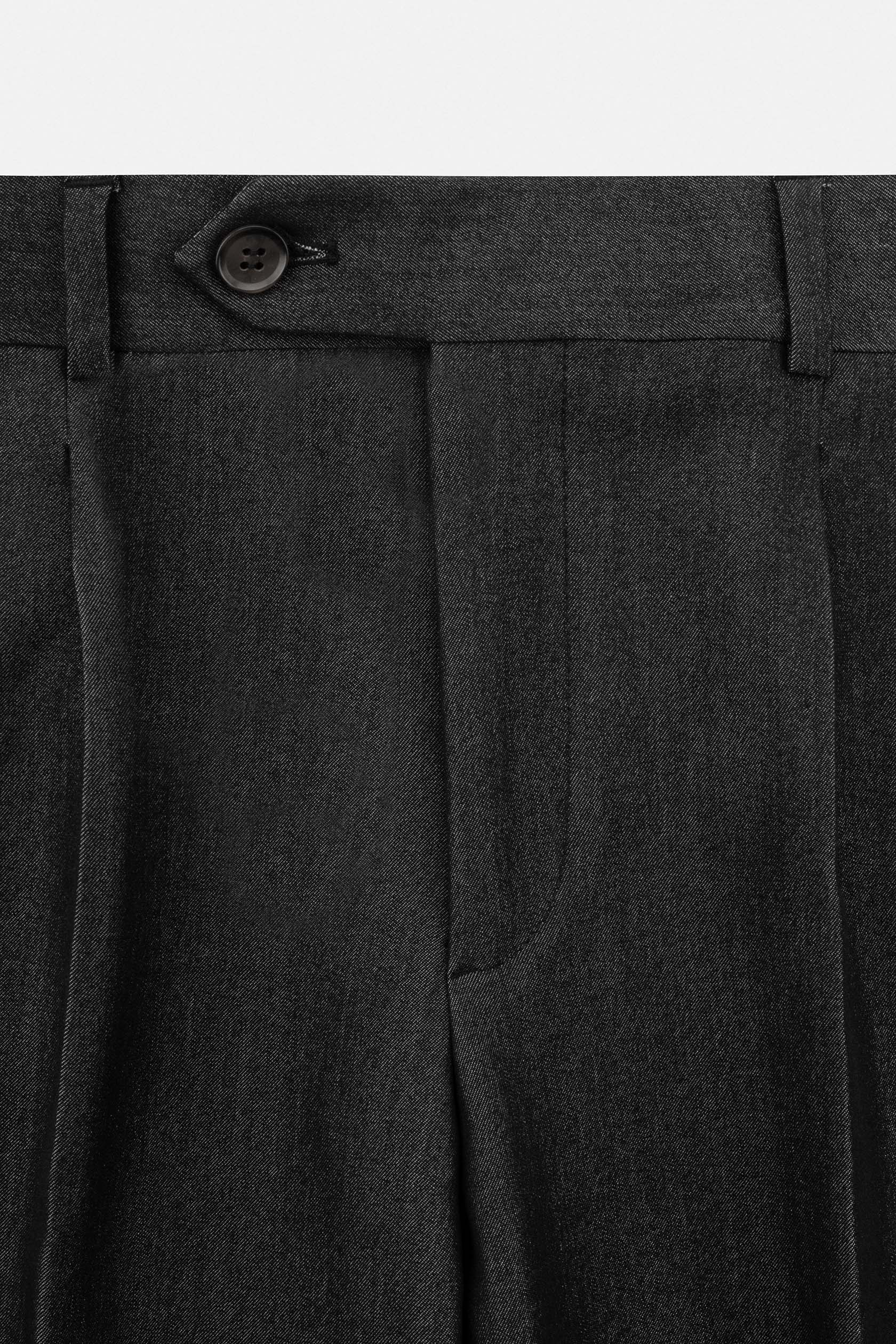Dark Gray Casual Suite