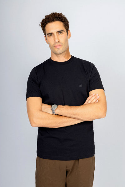 Black Solid Basic Round T Shirt