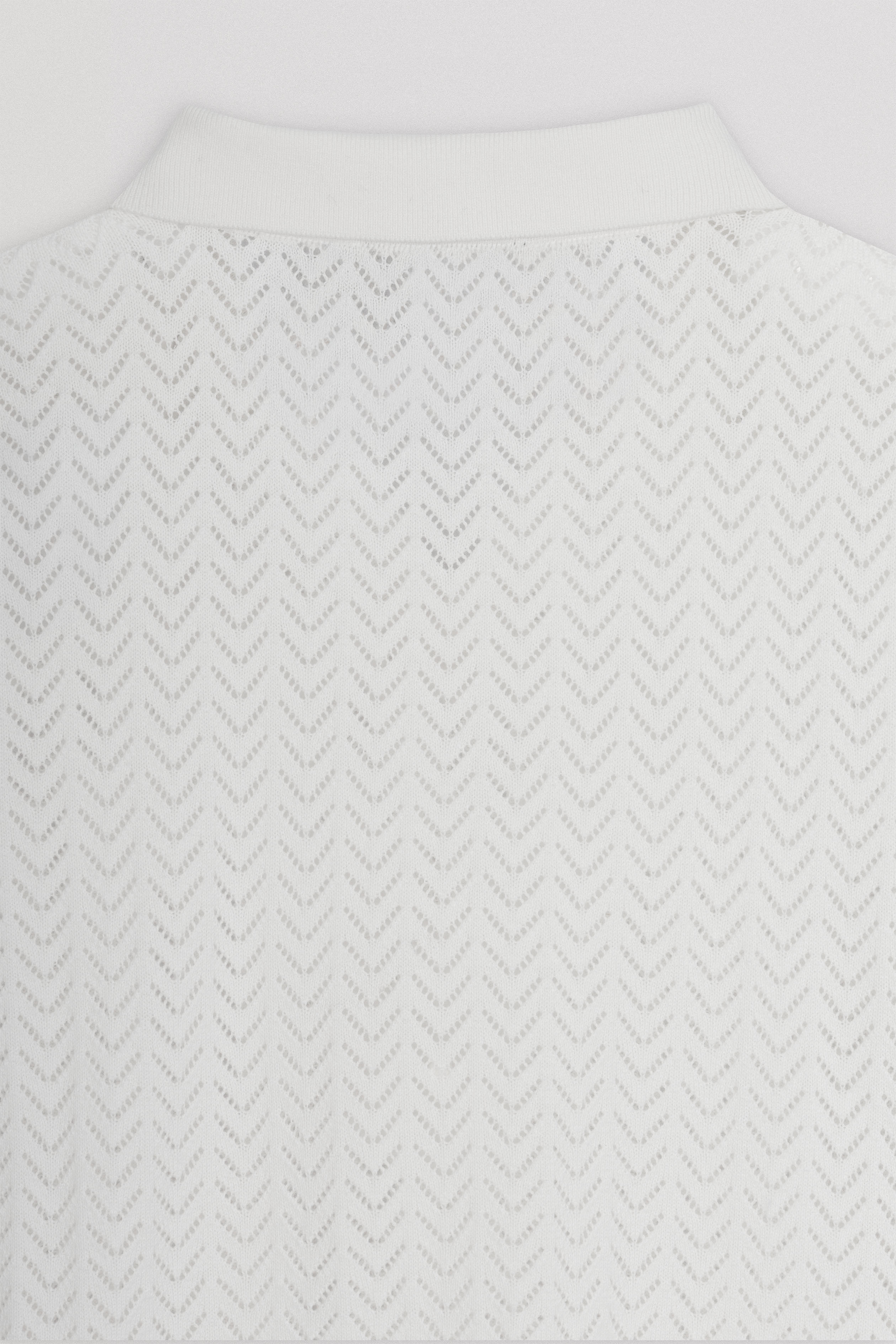 Open-Stitch Knitted Off White V-Neck Polo