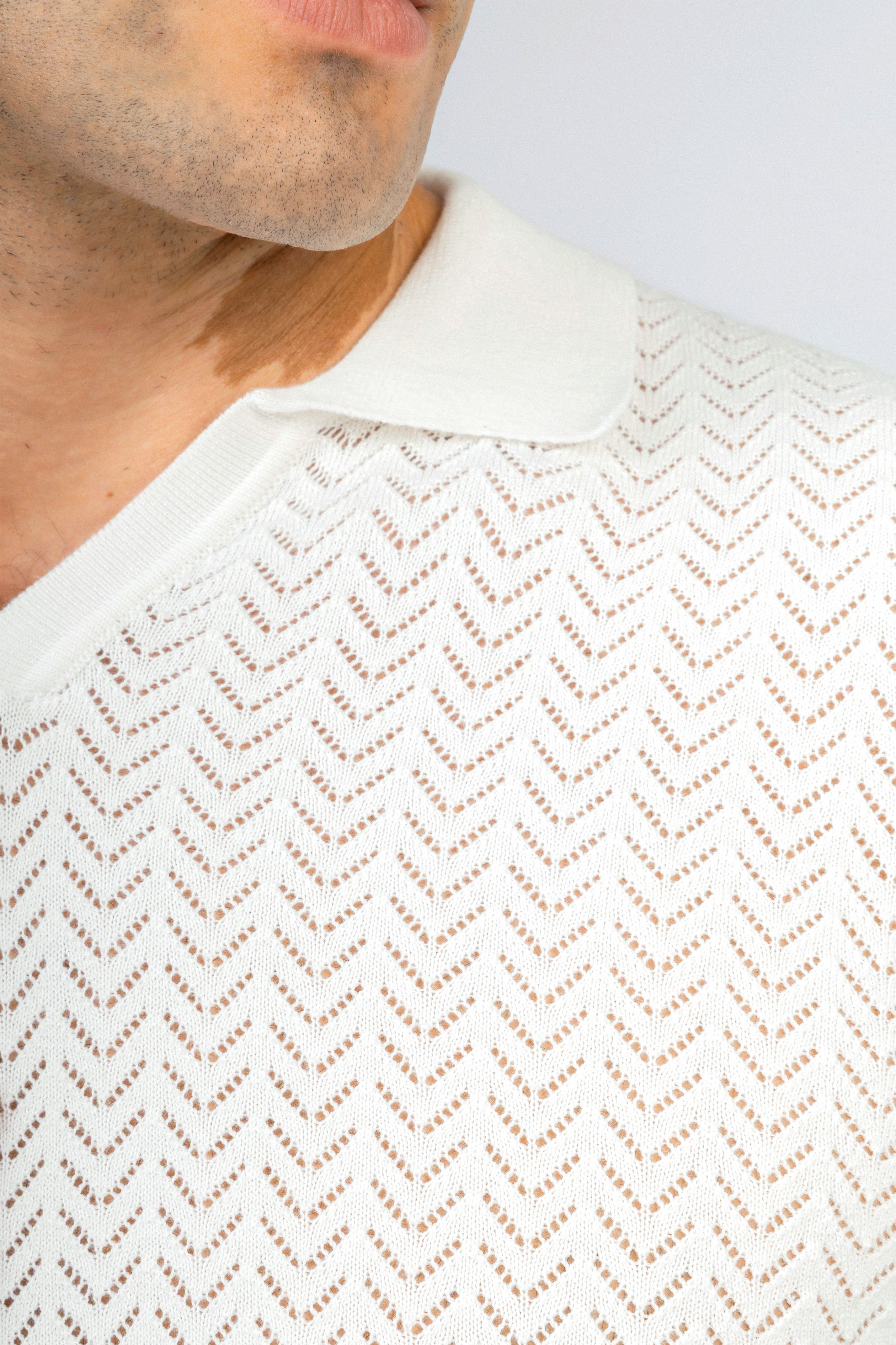 Open-Stitch Knitted Off White V-Neck Polo