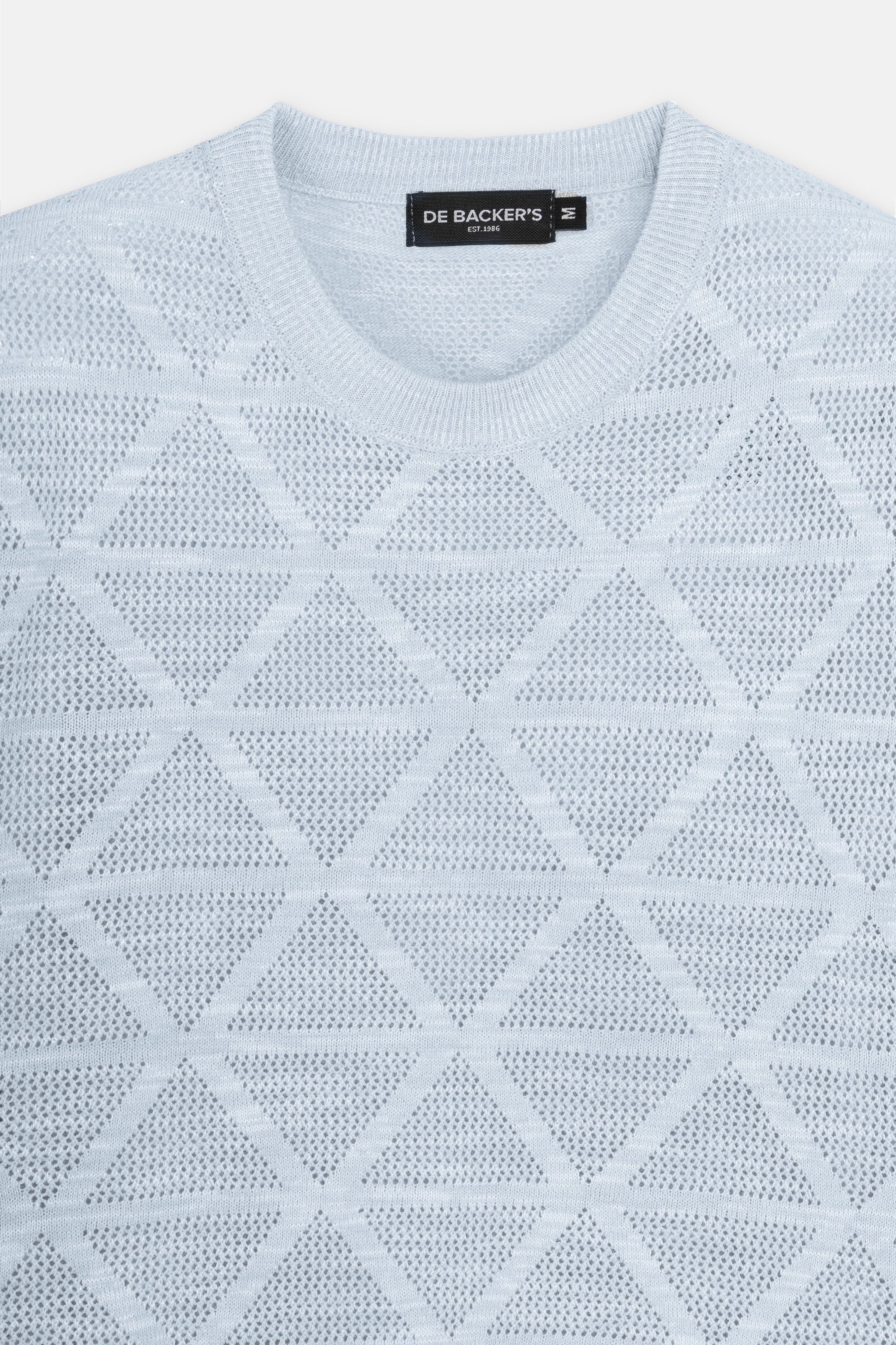 تي شيرت بولو رمادي فاتح محبوك بنقش