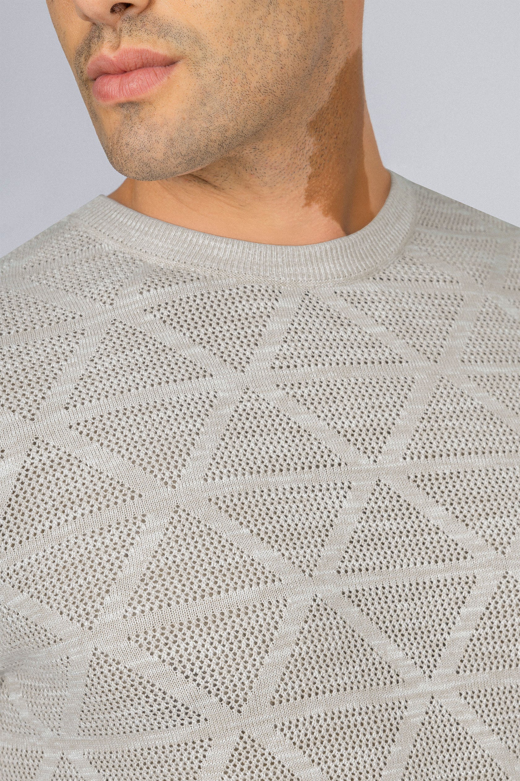 Patterned Gray Knitted Round T-Shirt