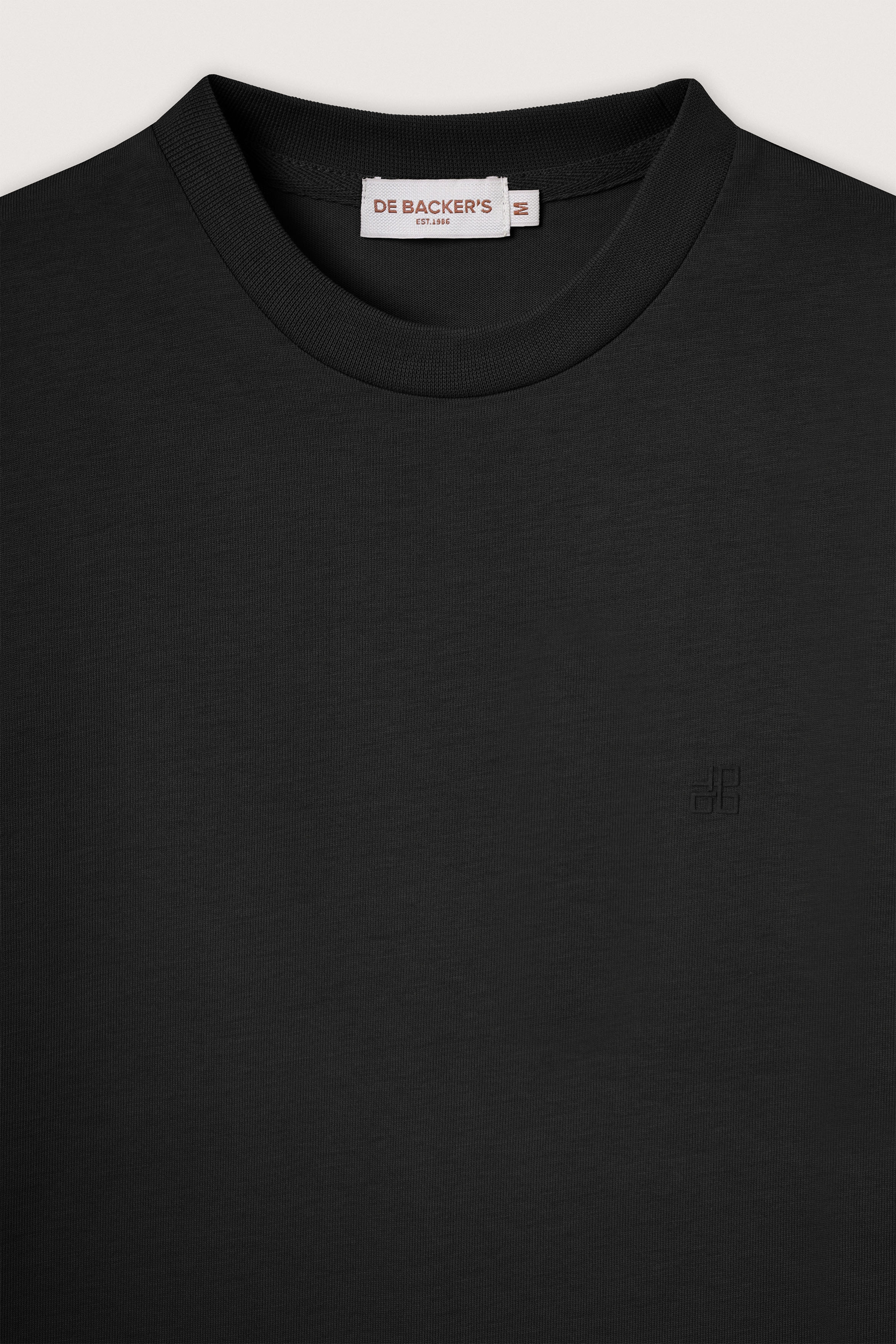 Black Basic Round T-Shirt