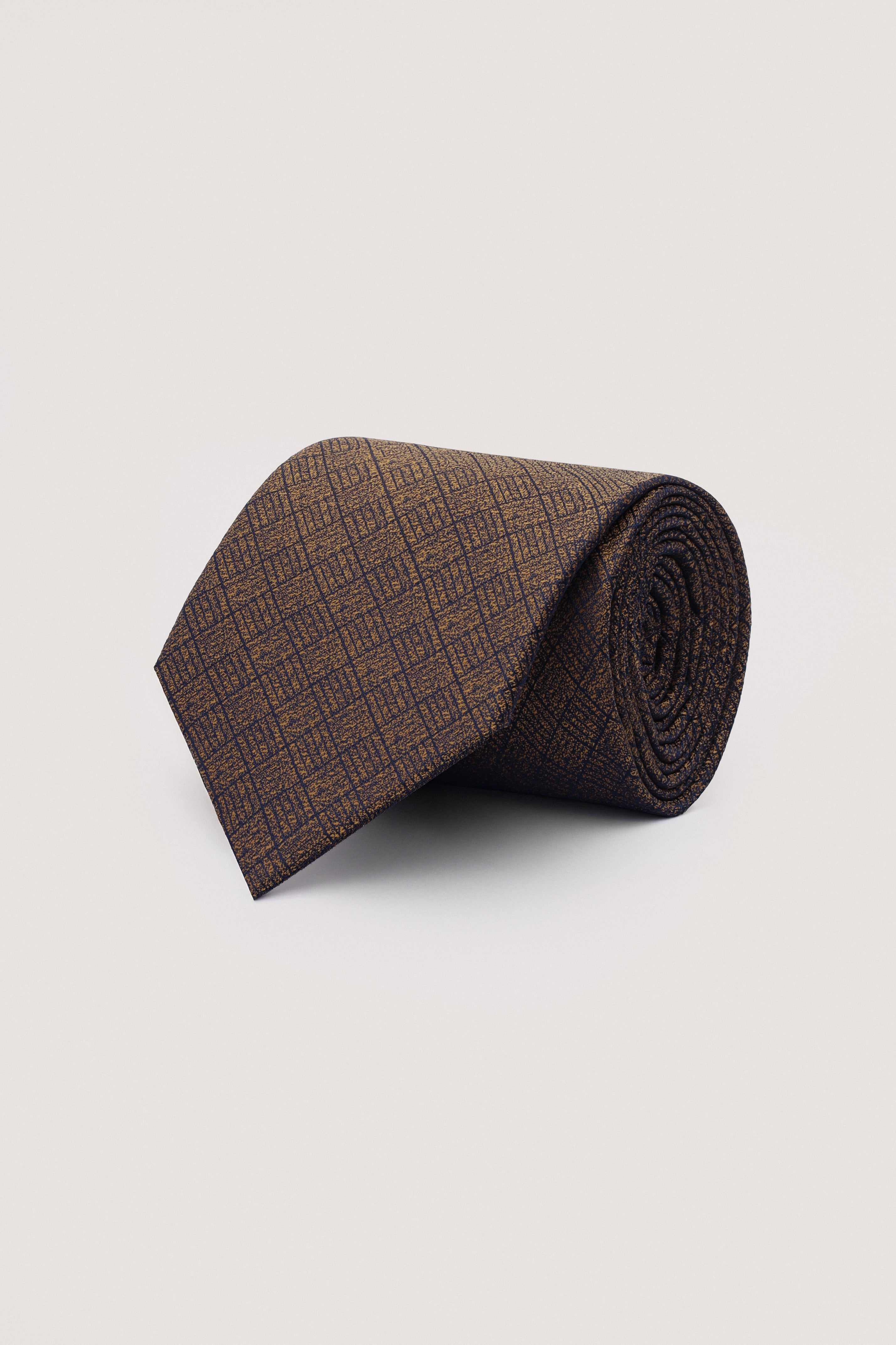 Brown Necktie with Handkerchief