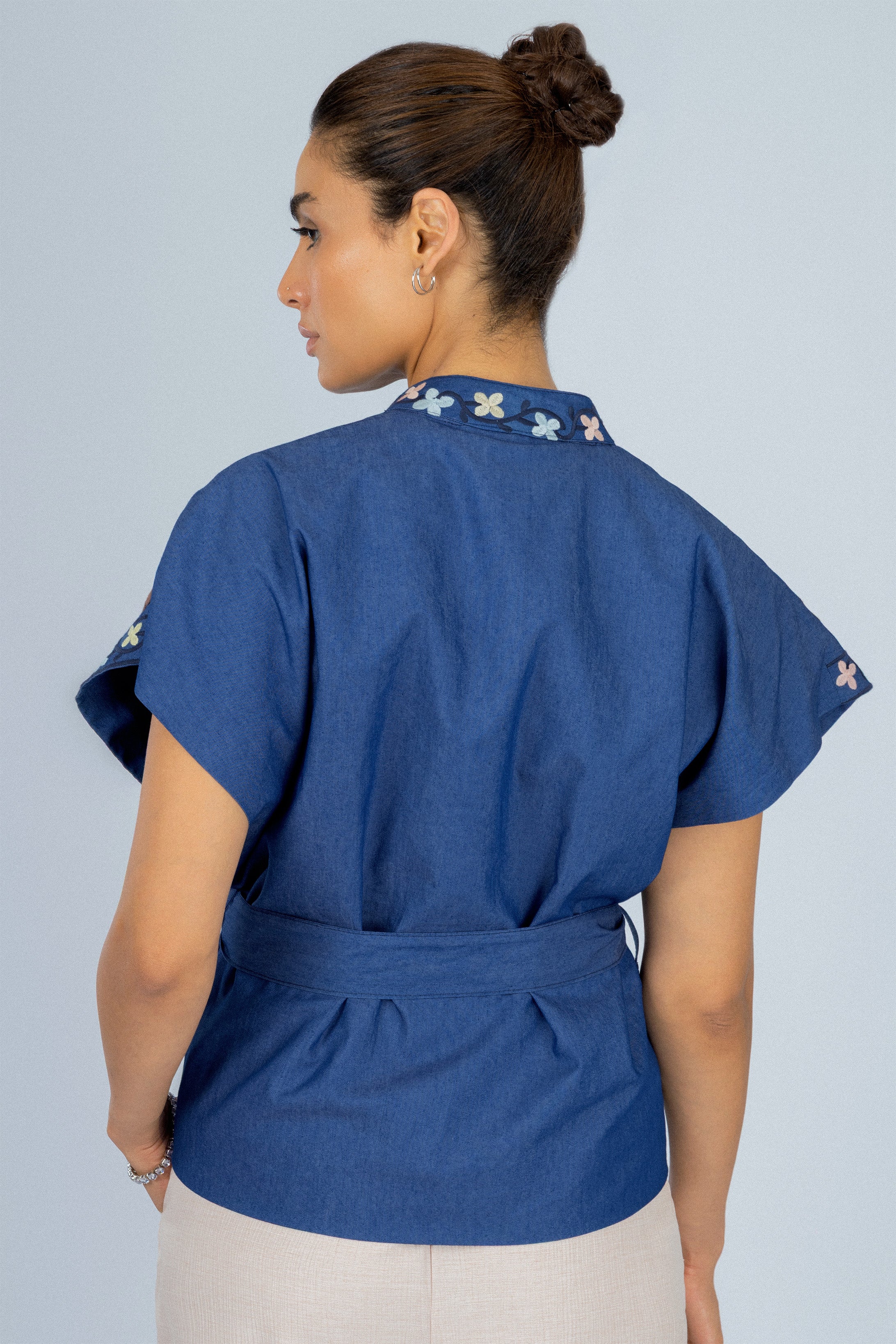 فيست حريمي مزخرف لون الأزرق