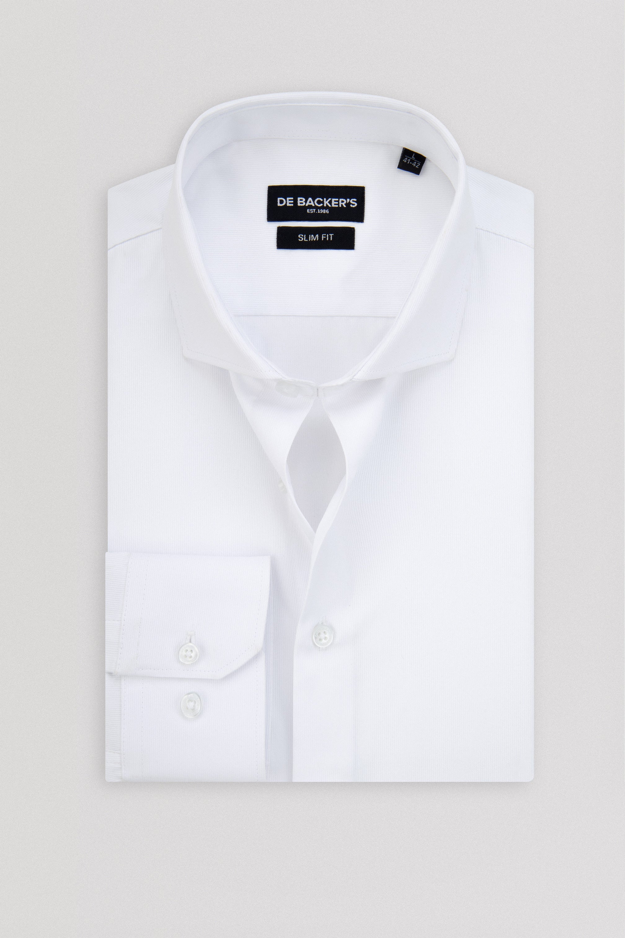 قميص توكسيدو جاكار أبيض