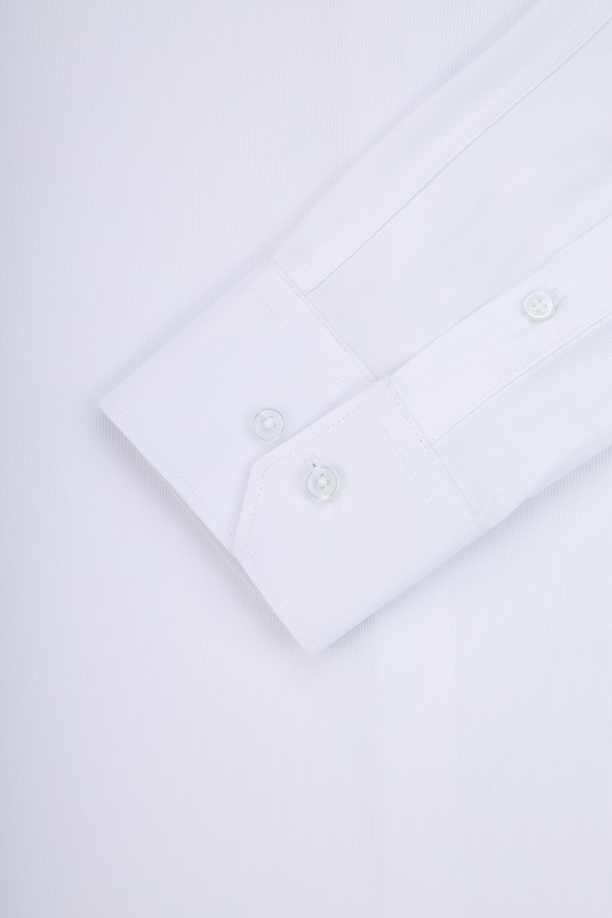 قميص توكسيدو جاكار أبيض