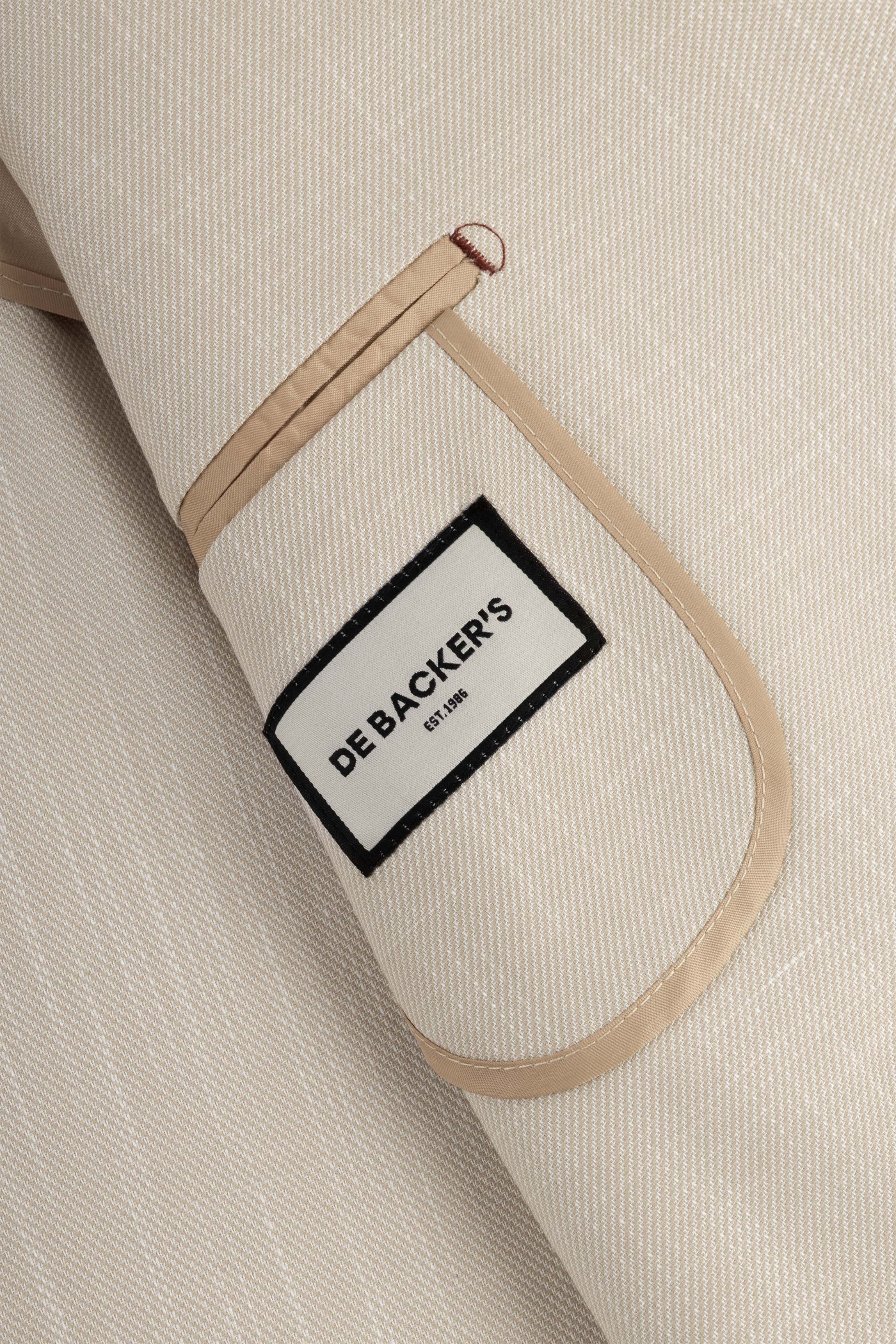 بليزر كاجوال بنمط بلون البيج الفاتح