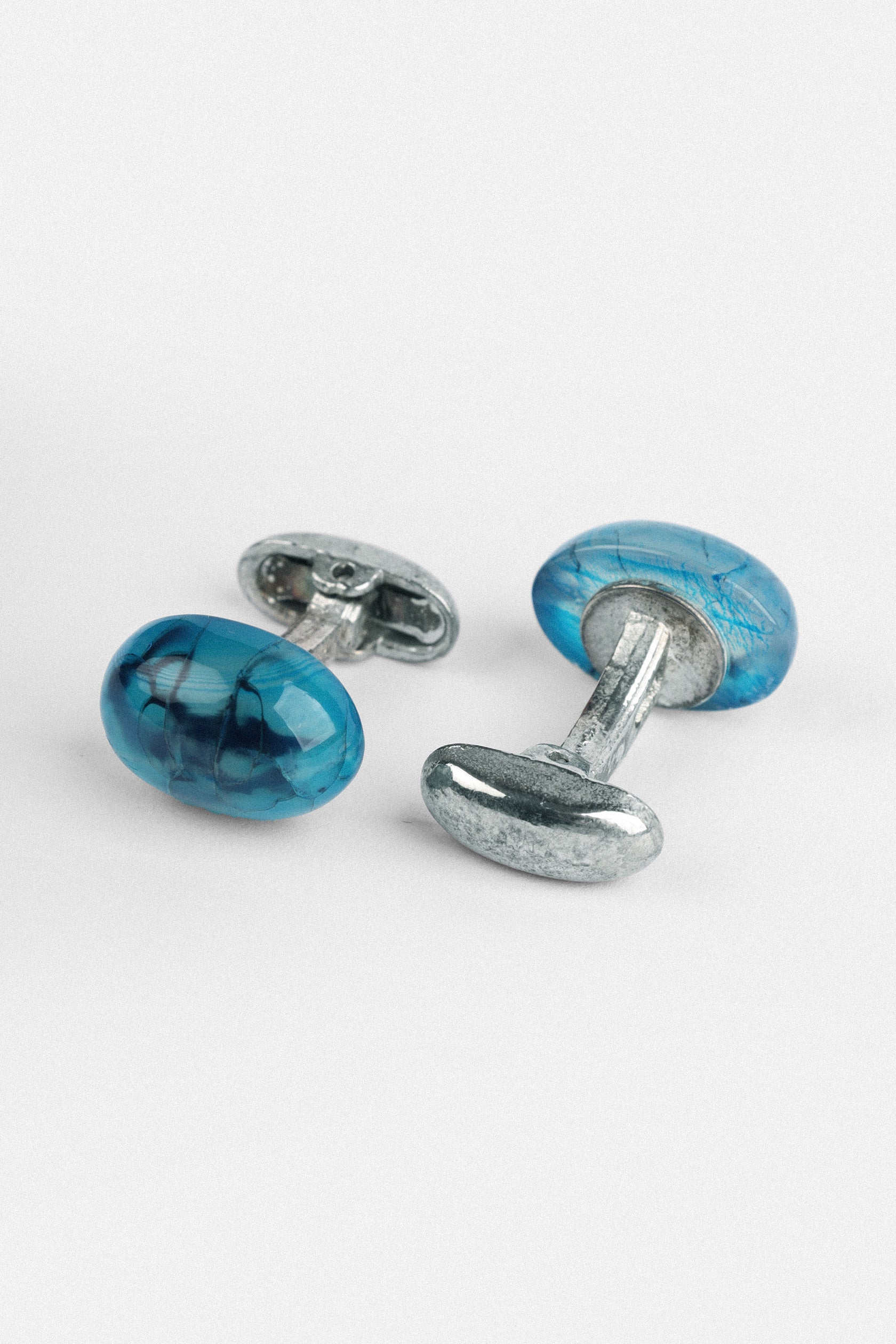 Oval-shaped Silver Cufflinks