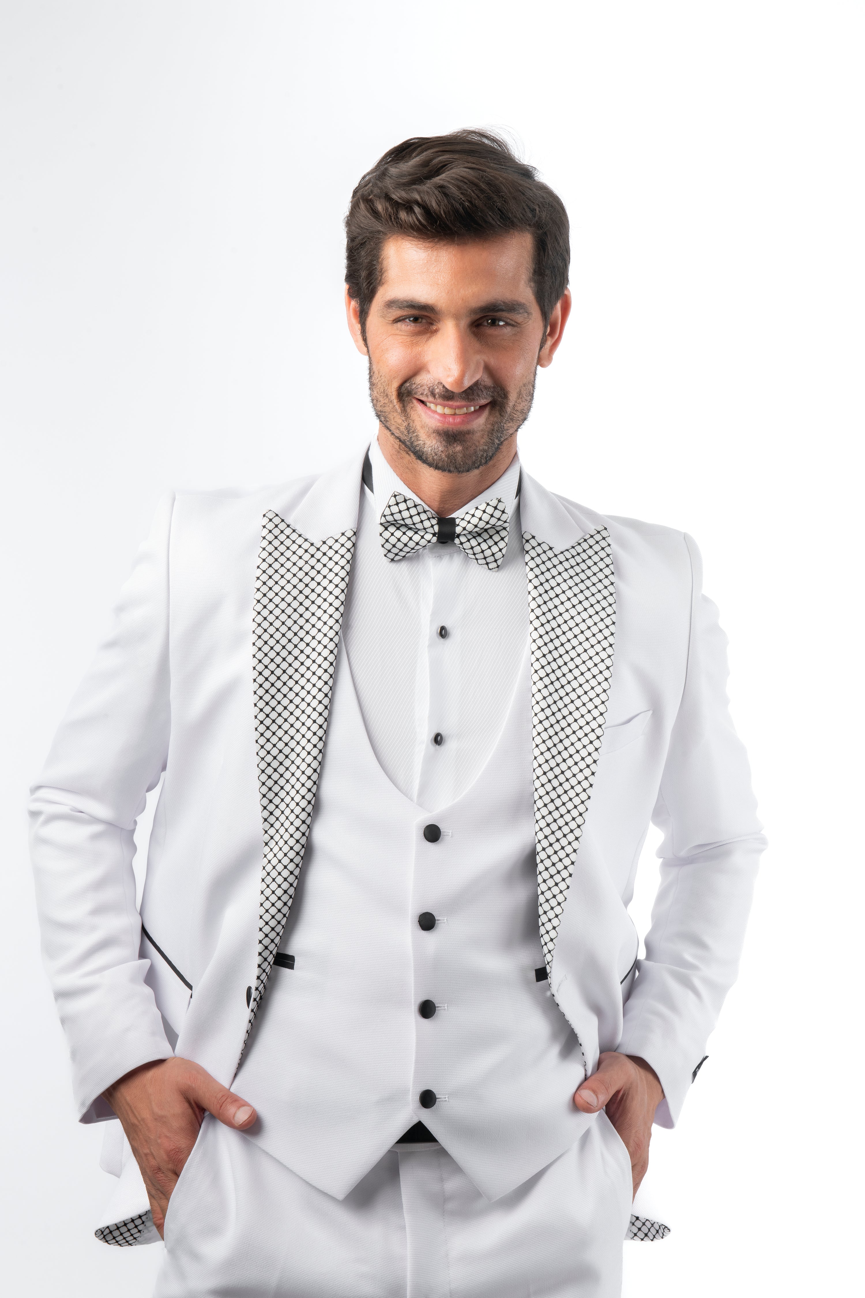 Slim Peaked Lapel White Tuxedo