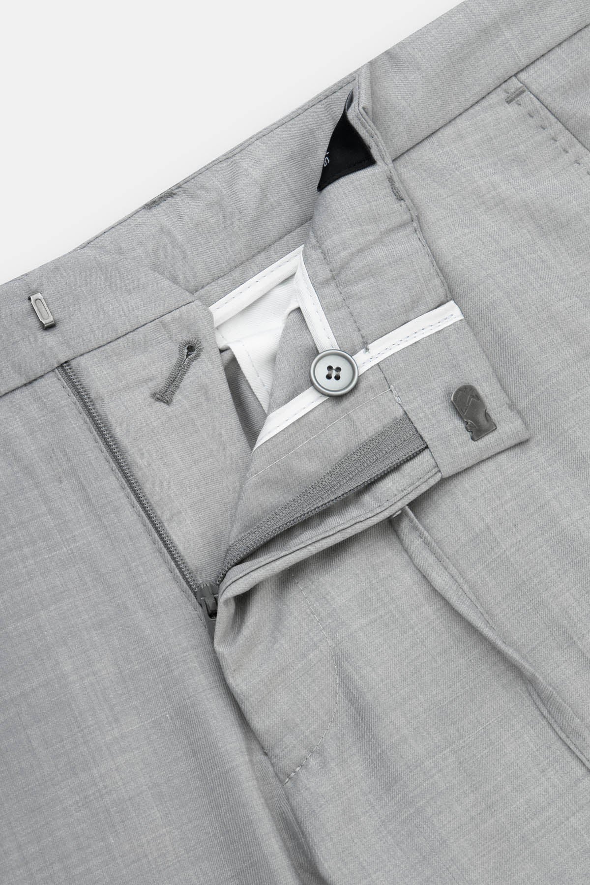 Twill Patterned Light-Gray Bamboo Suite - 3