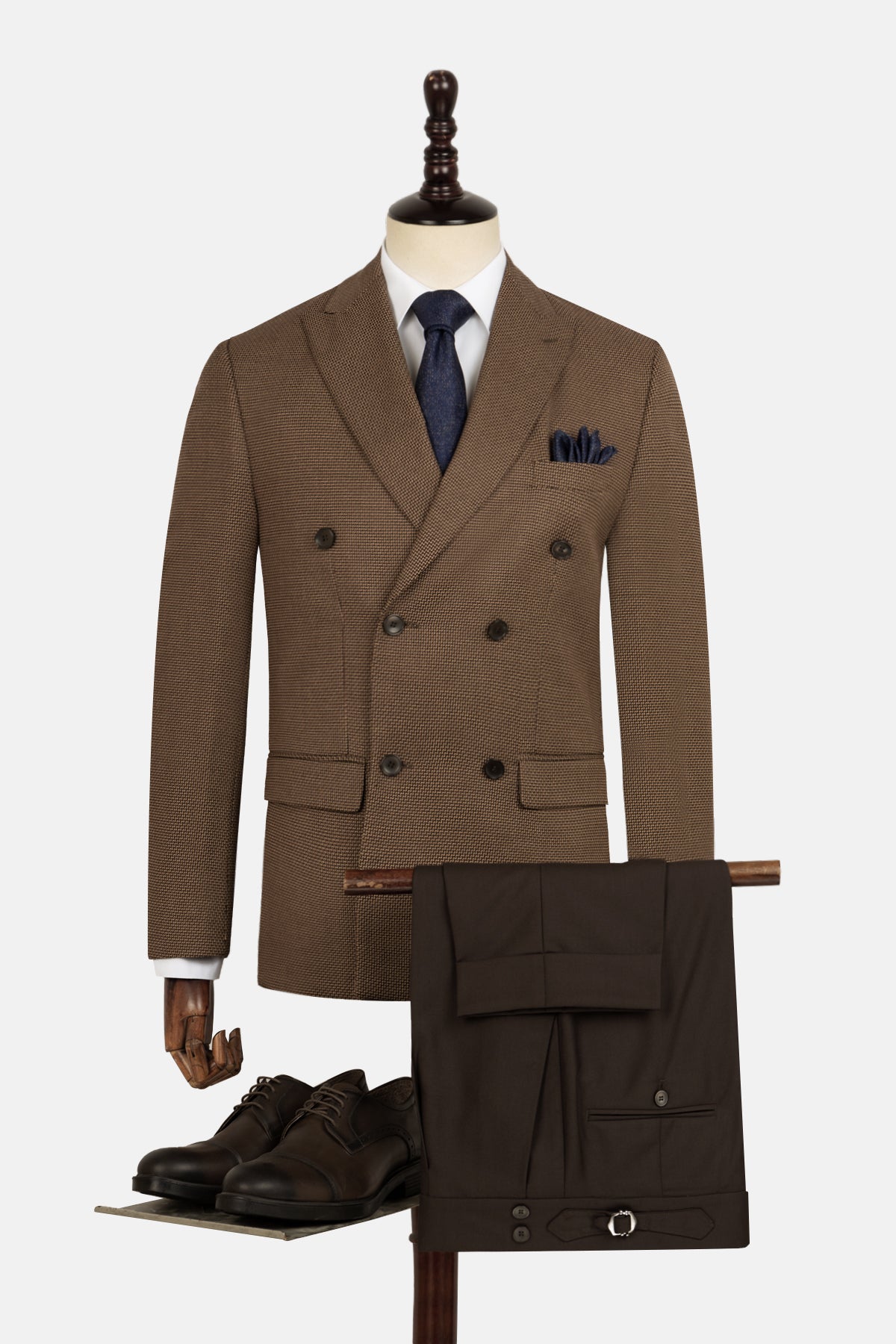 Jacquard Camel Suit