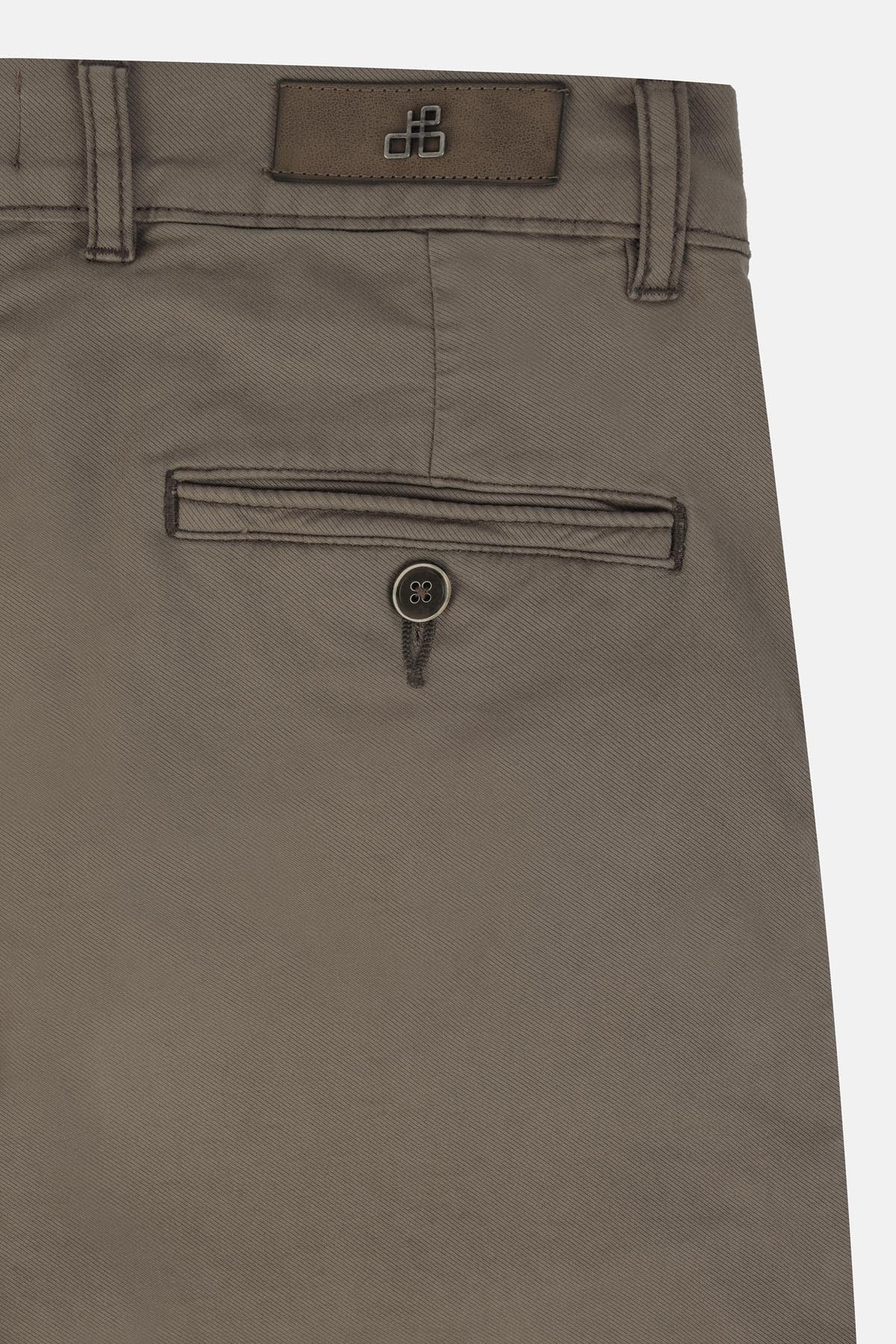 Chino Twill Beaver Brown Slim  Pant