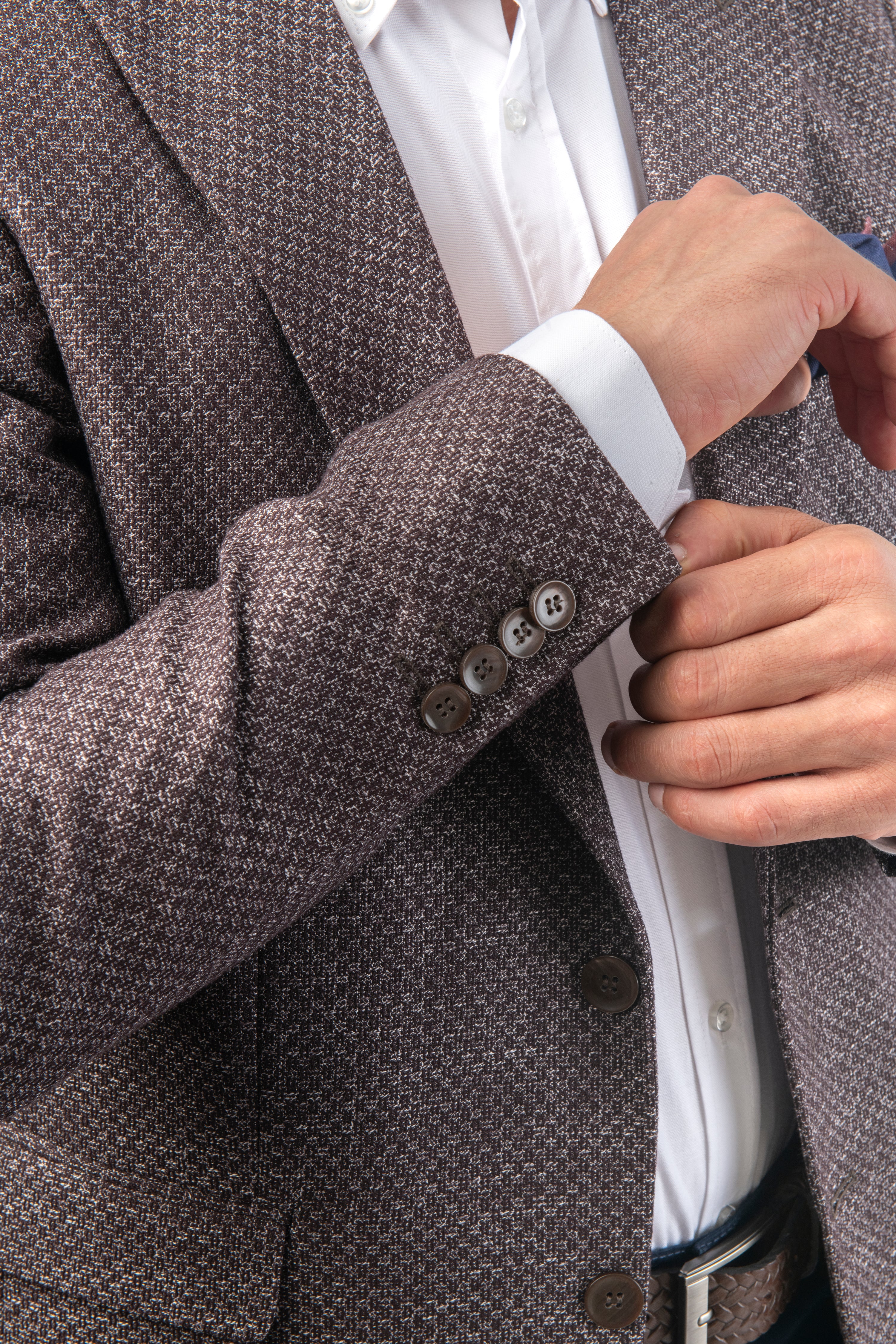 Jacquard Woven Slim Knitted Peacked Lapel Caput Mortuum Dobby Blazer - 3