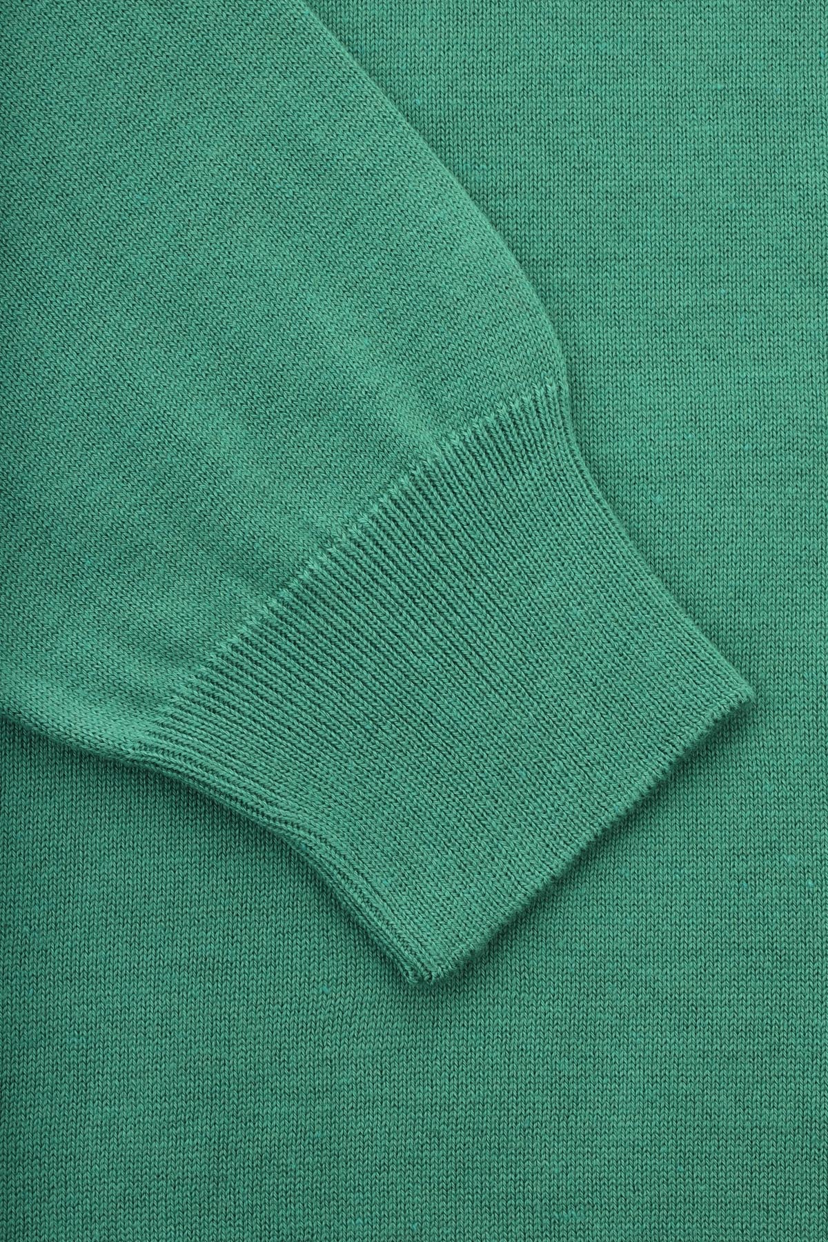 Plain Basic Zomp Green V Neck Pullover