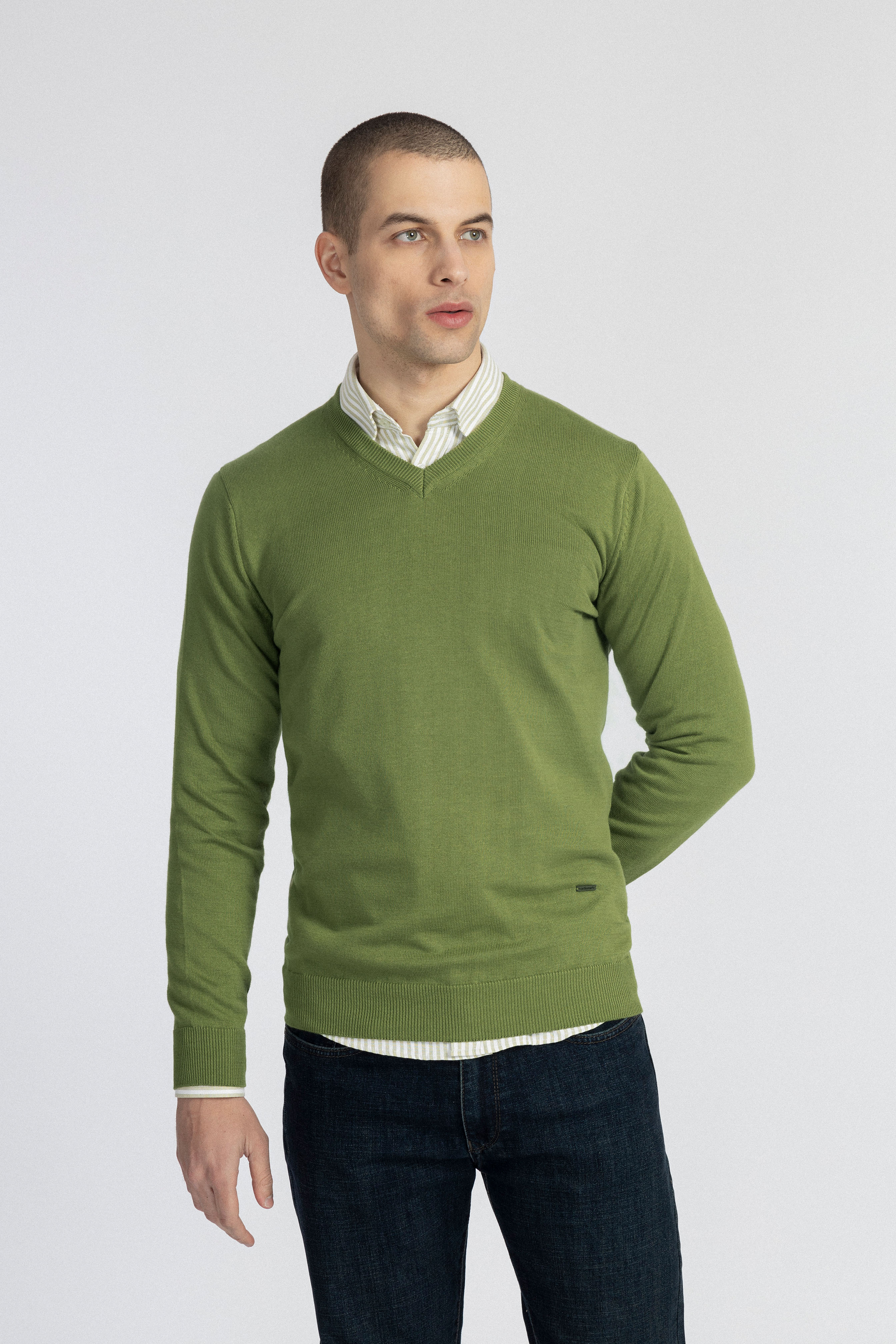 V-Neck Light Green Pullover