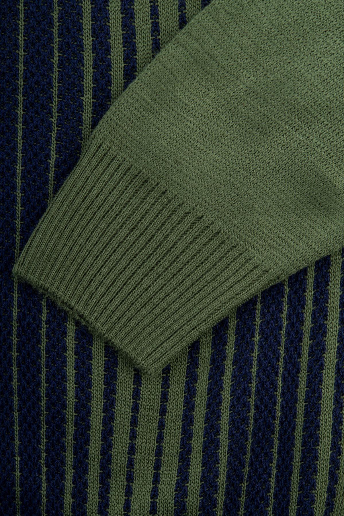 Jacquard Dark Green& Navy Knitted Jacket