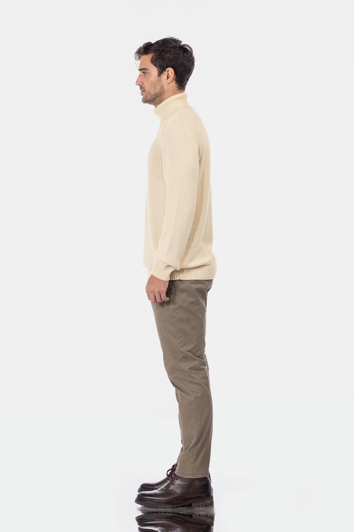 Jacquard Knitted High-neck Off White Pullover