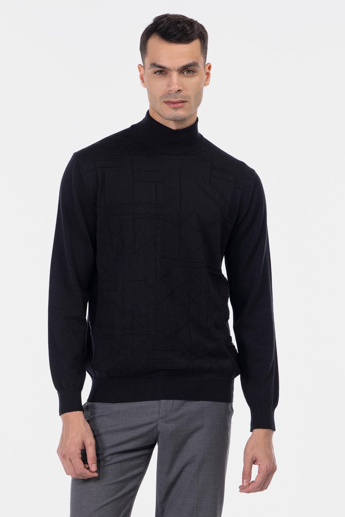 Jacquard Knitted Mock Neck Black Pullover