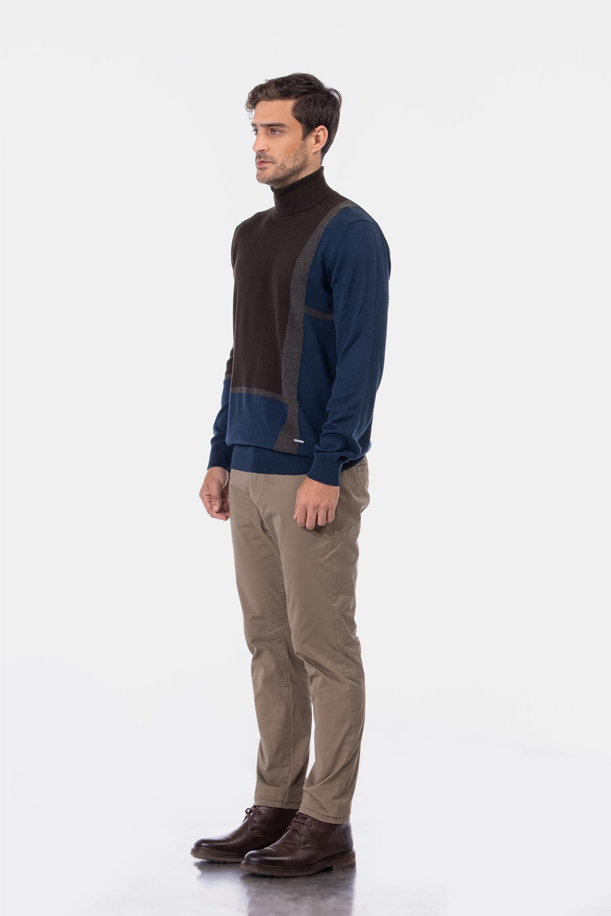 Jacquard Knitted High-neck Brown & Navy Pullover