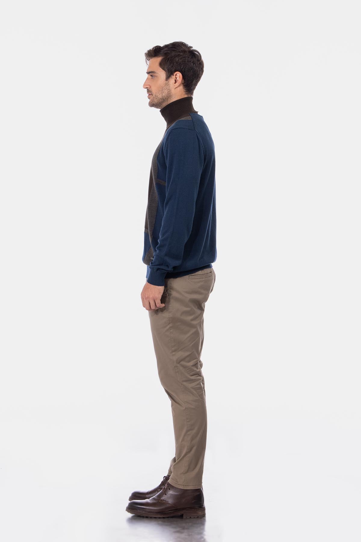 Jacquard Knitted High-neck Brown & Navy Pullover