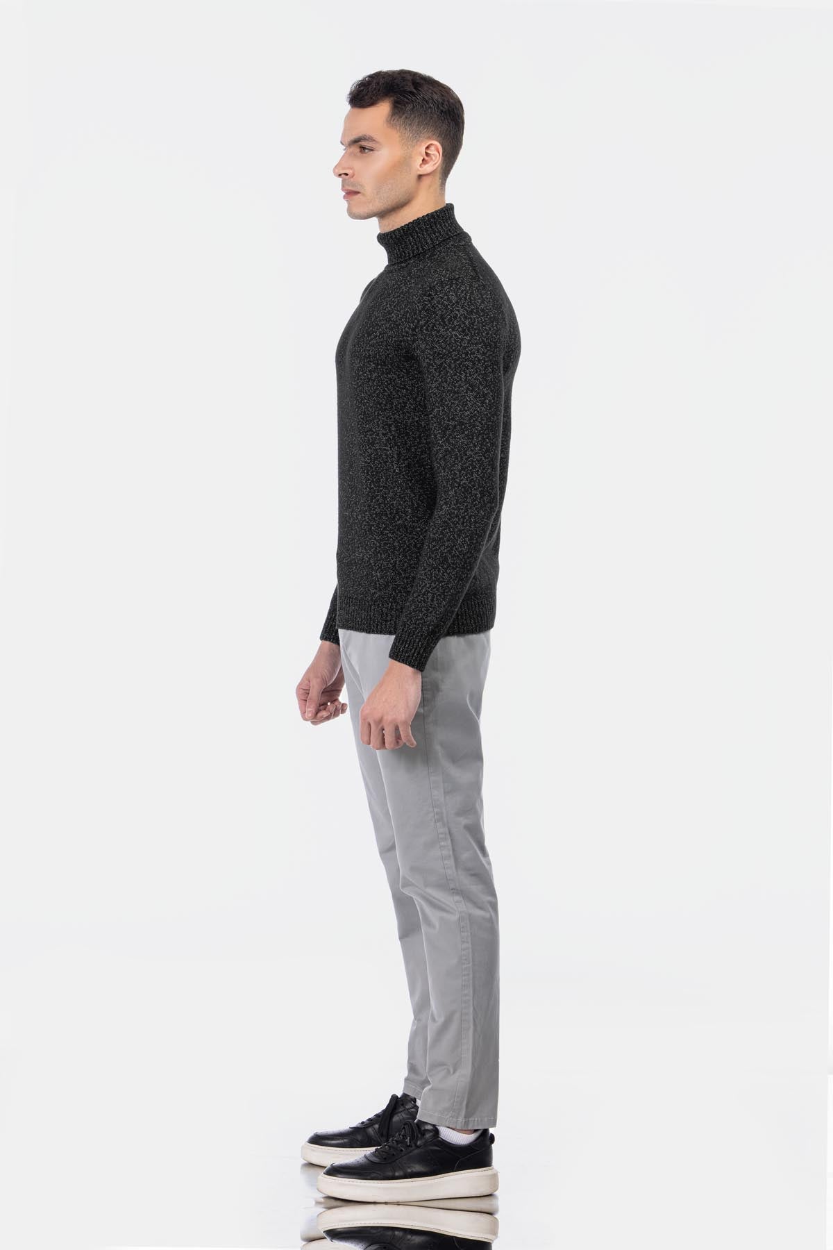 Jacquard Knitted Heavy Black High-neck  Pullover