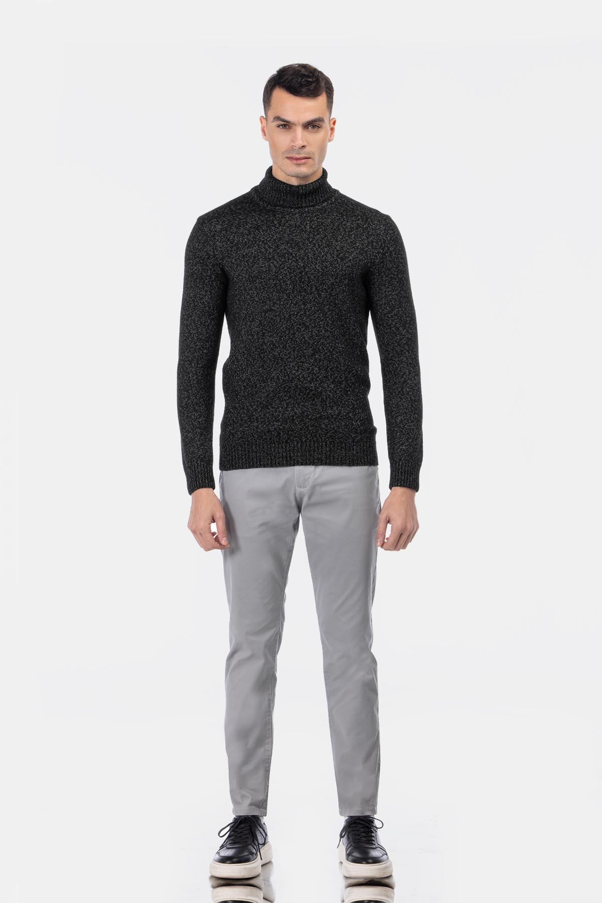 Jacquard Knitted Heavy Black High-neck  Pullover