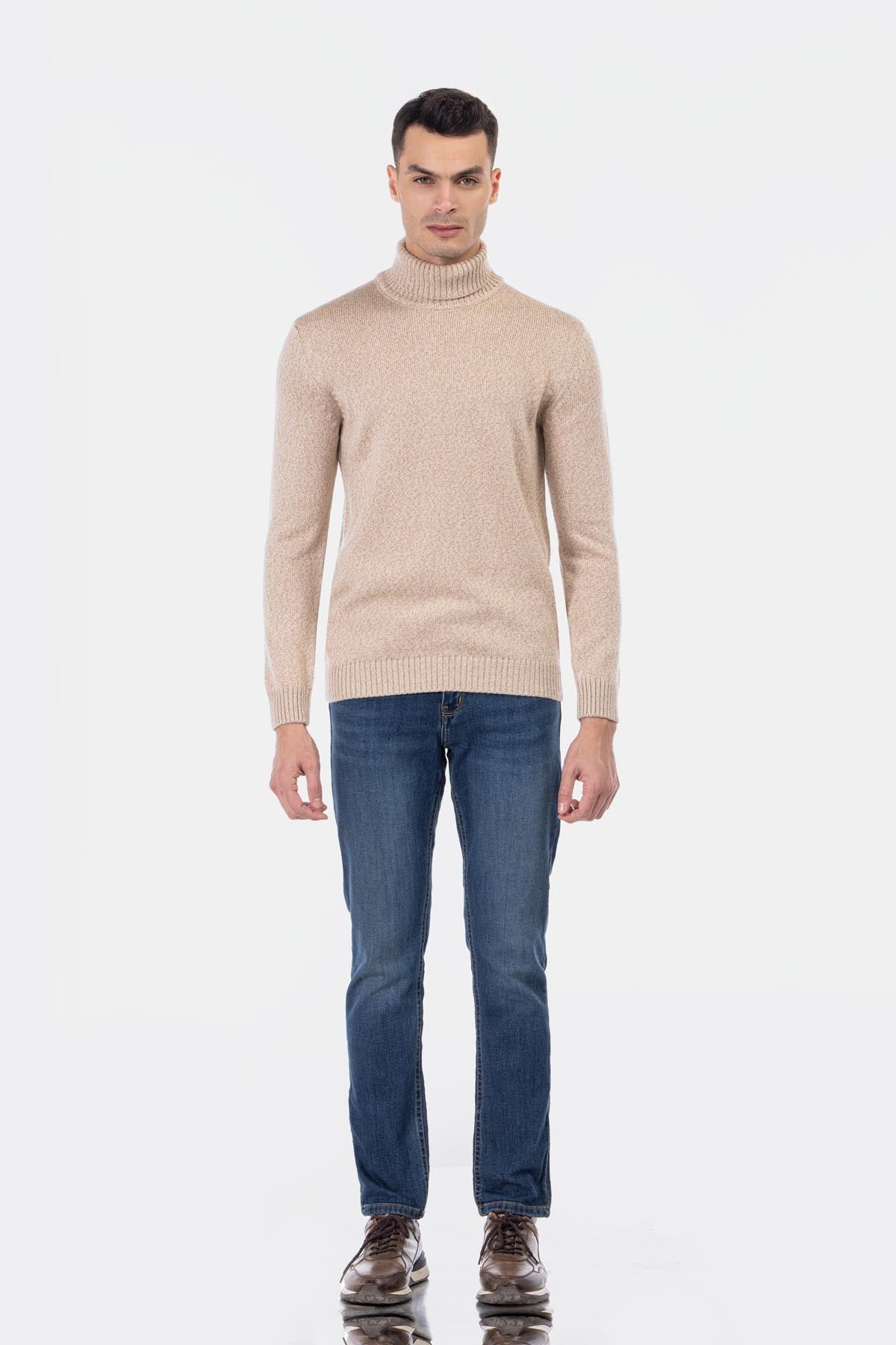 Jacquard Knitted Heavy Beige High-neck  Pullover