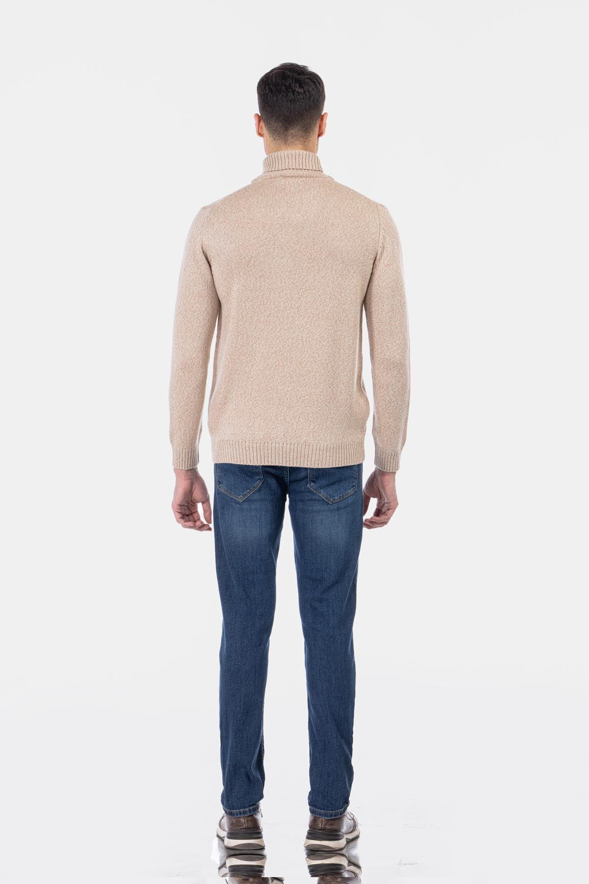 Jacquard Knitted Heavy Beige High-neck  Pullover