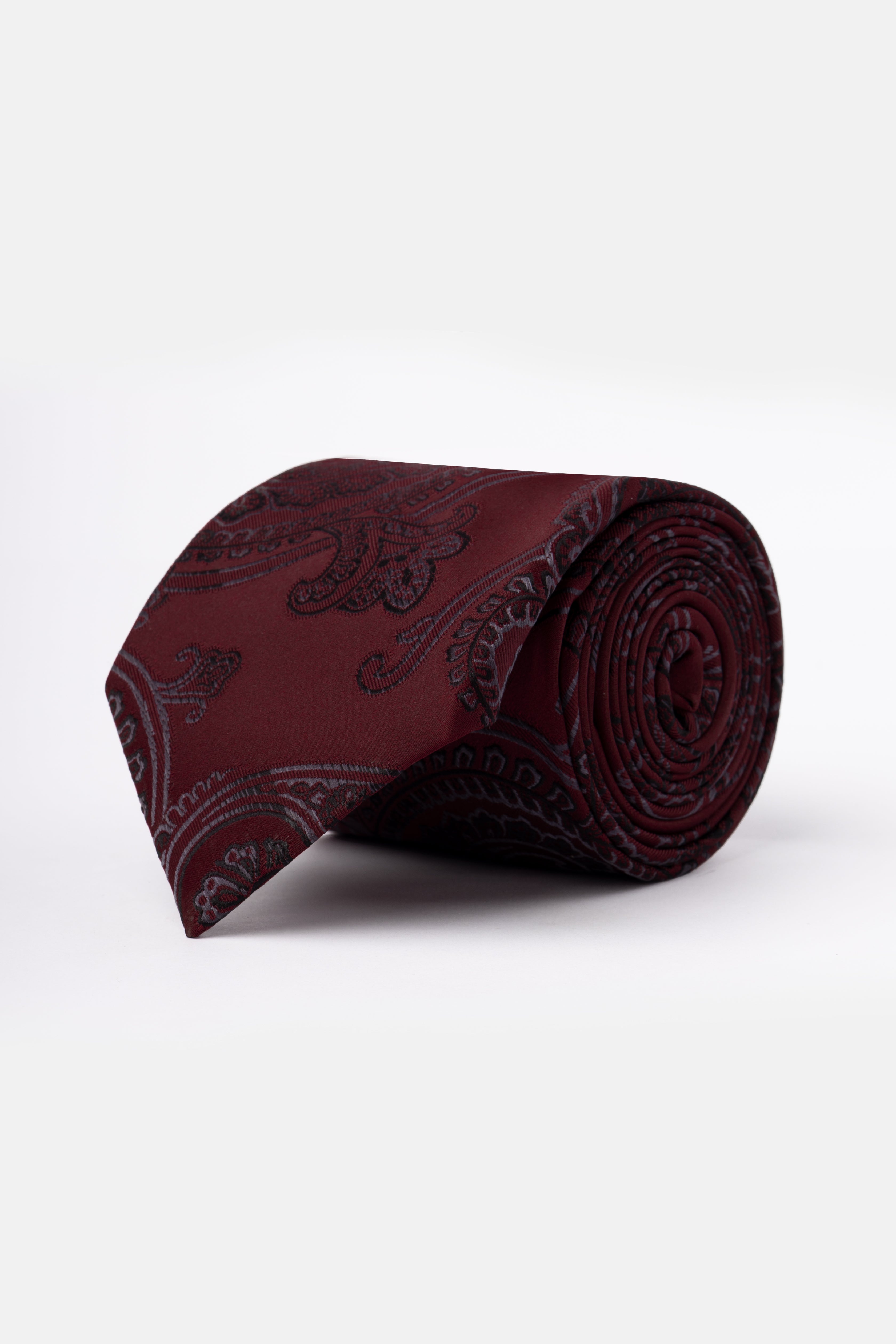 Paisley Dark-Red Necktie with handkerchief