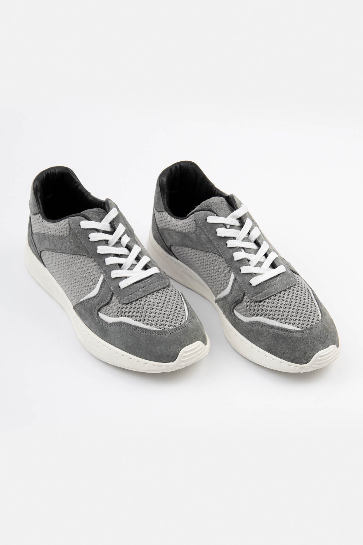 Retro Gray Leather & Chamois Sneakers - 2