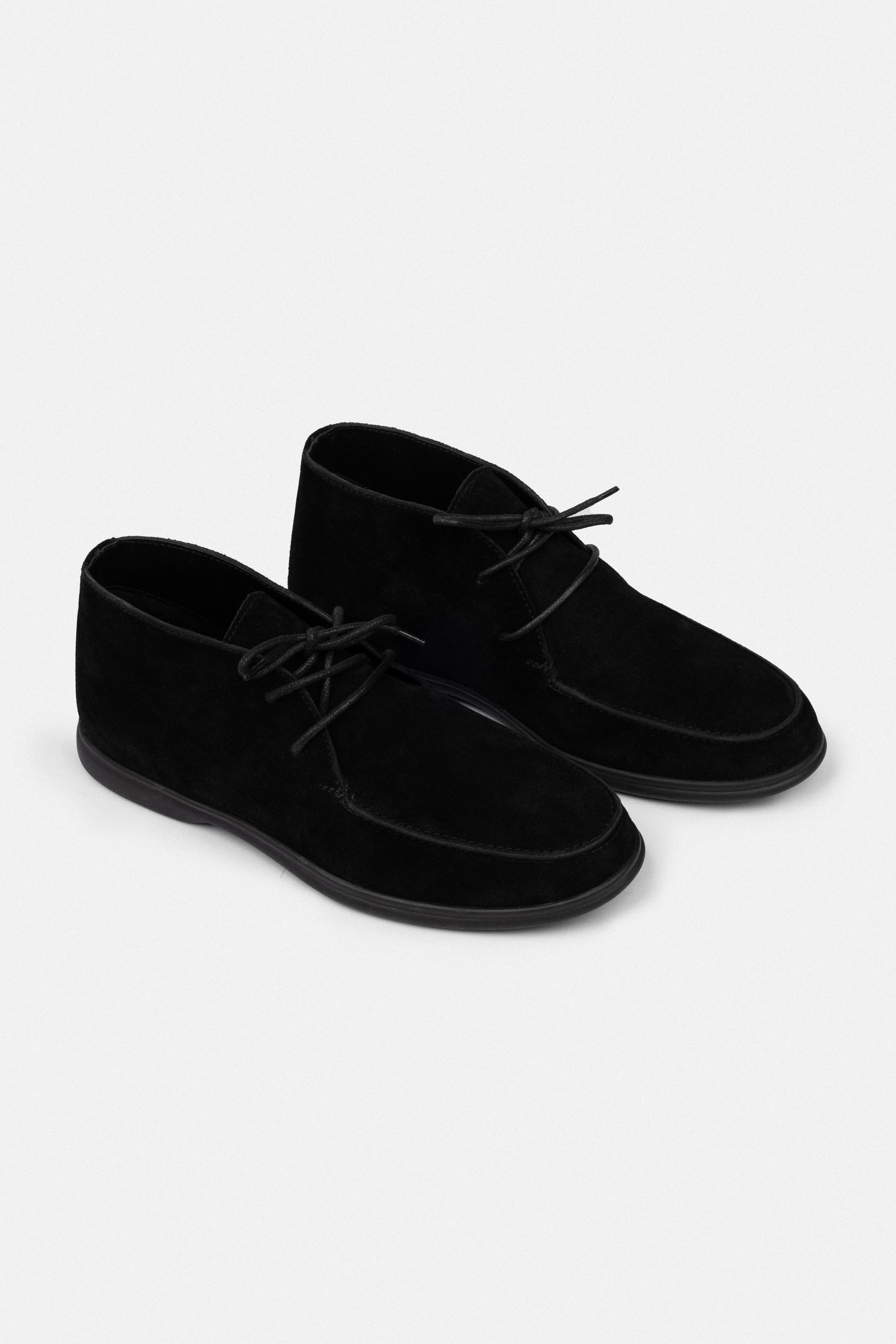 Black Chamois Chukka Boots