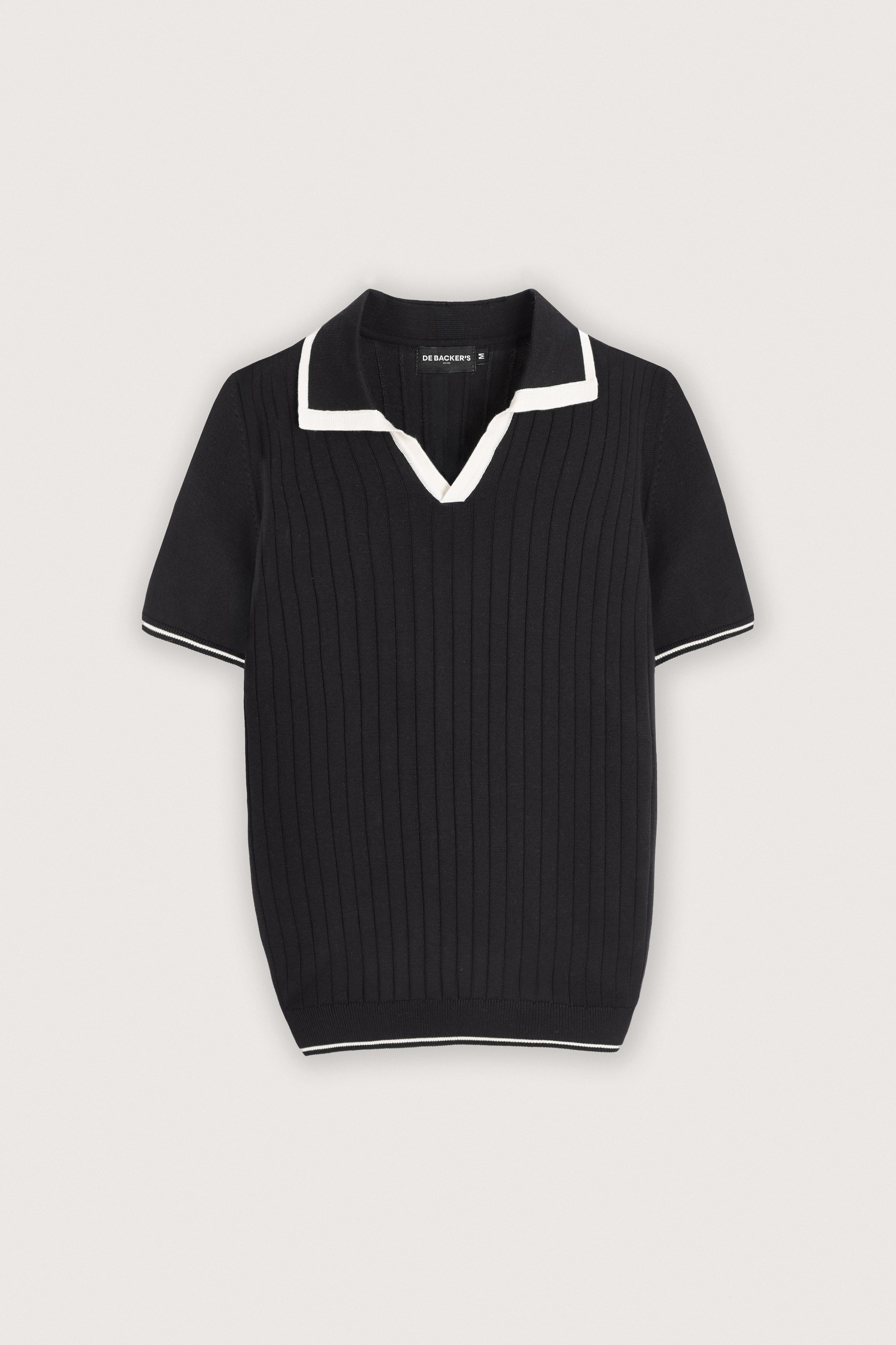 بولو أسود تاوب v-neck تريكو