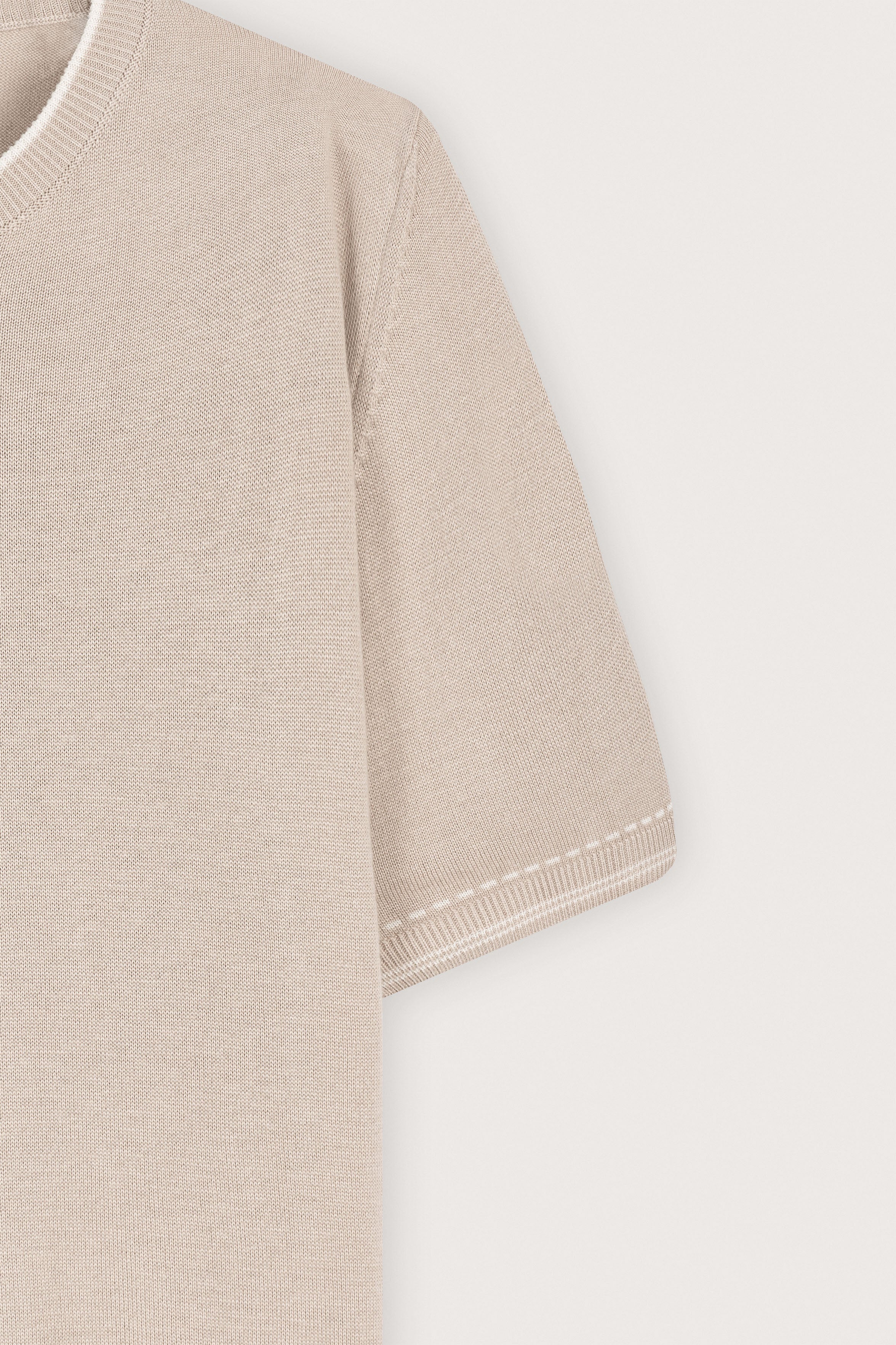 Light Beige knitted round neck T-shirt
