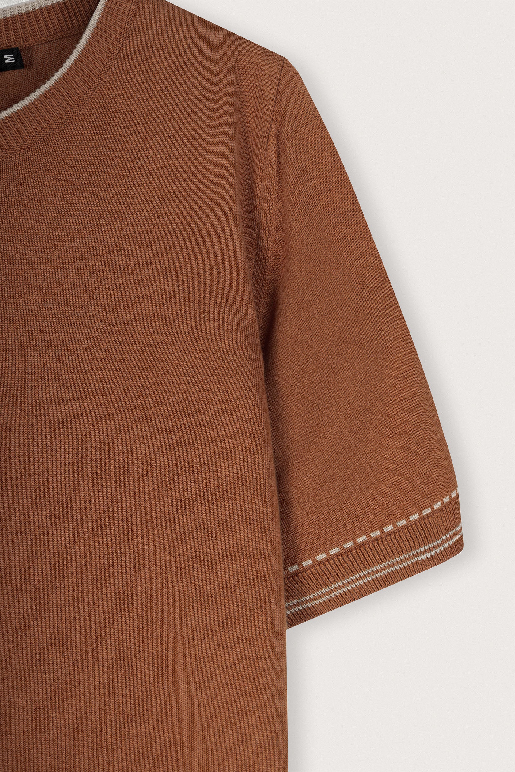 Brick knitted round neck t-shirt