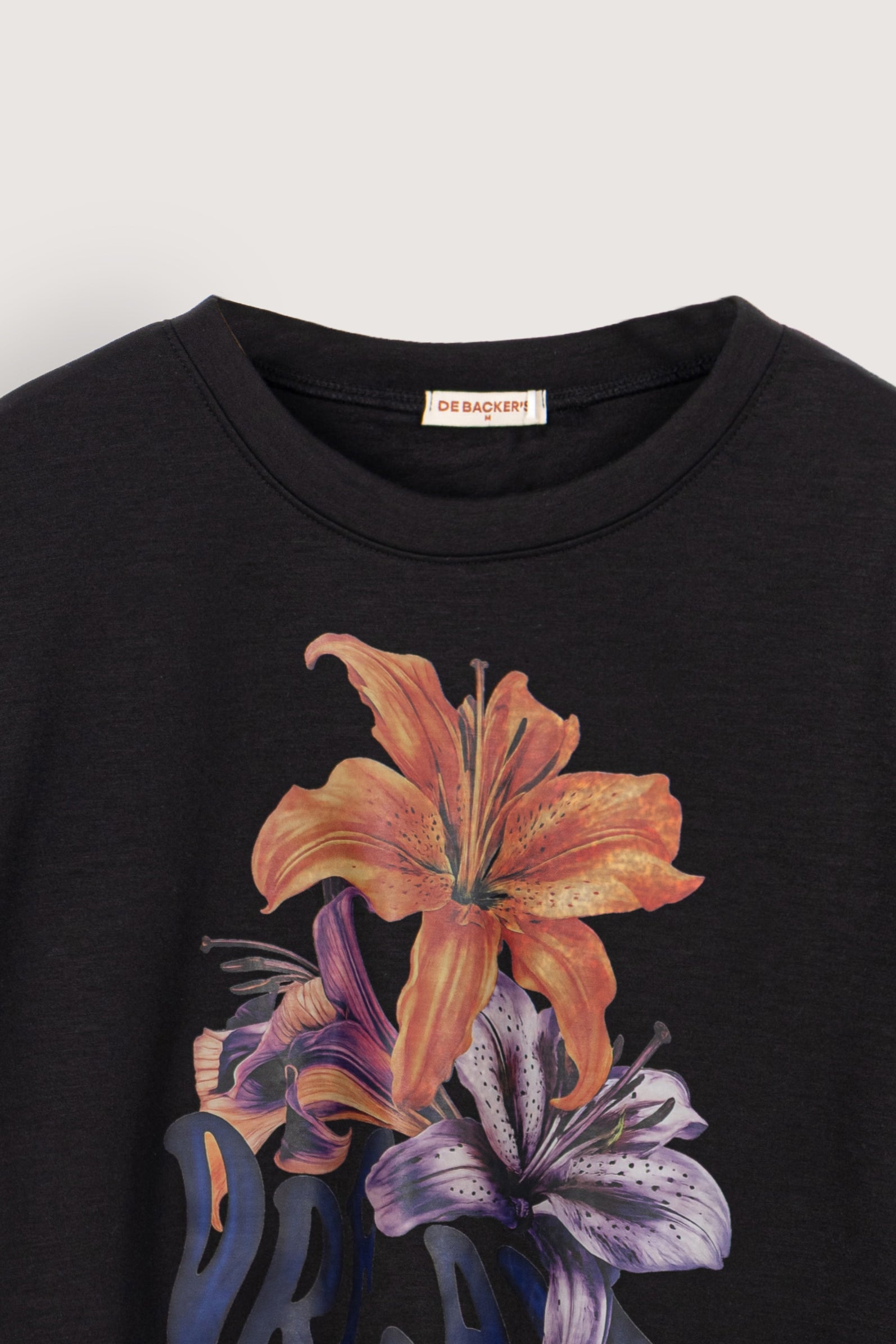 Black Long Back T-shirt - De Backers - 2