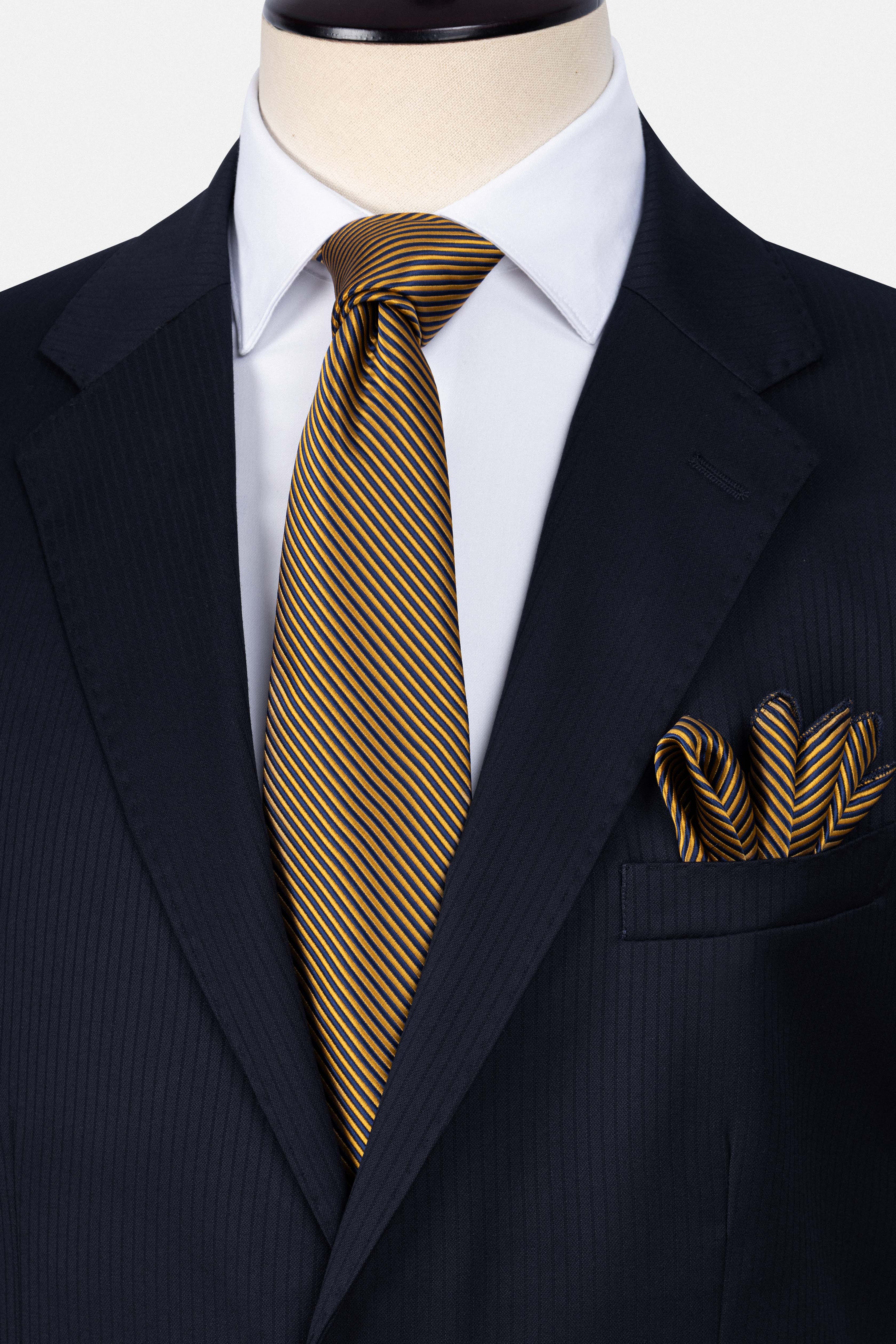 بدلة رسمية مقلمة لون الكحلي