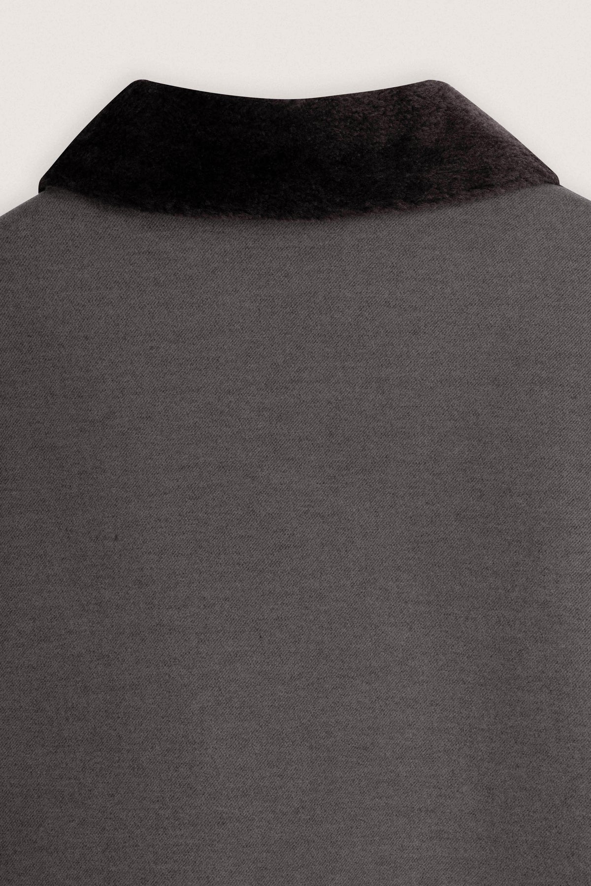 Jacket with Fur Collar - De Backers - 4