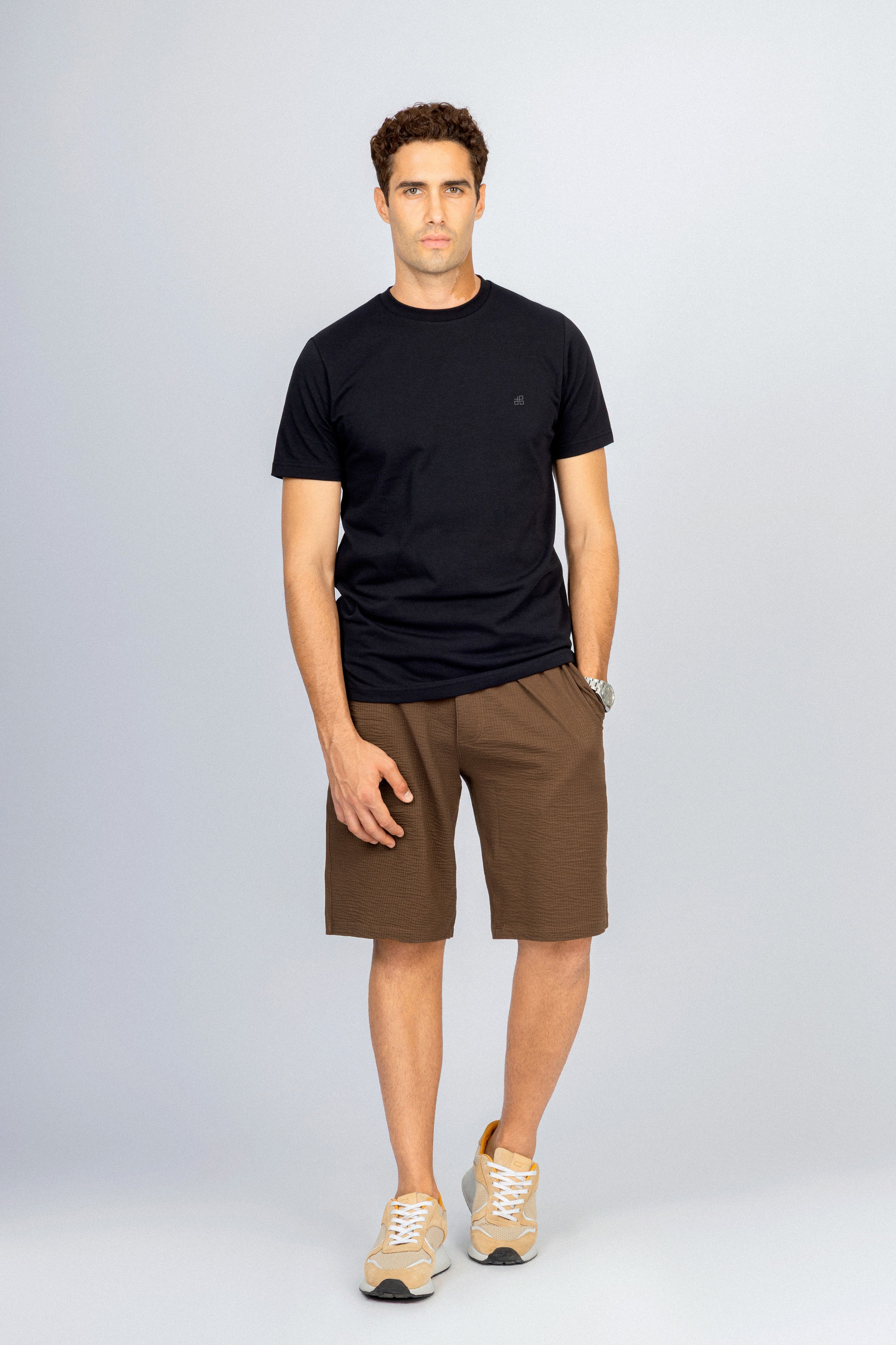 Black Solid Basic Round T Shirt