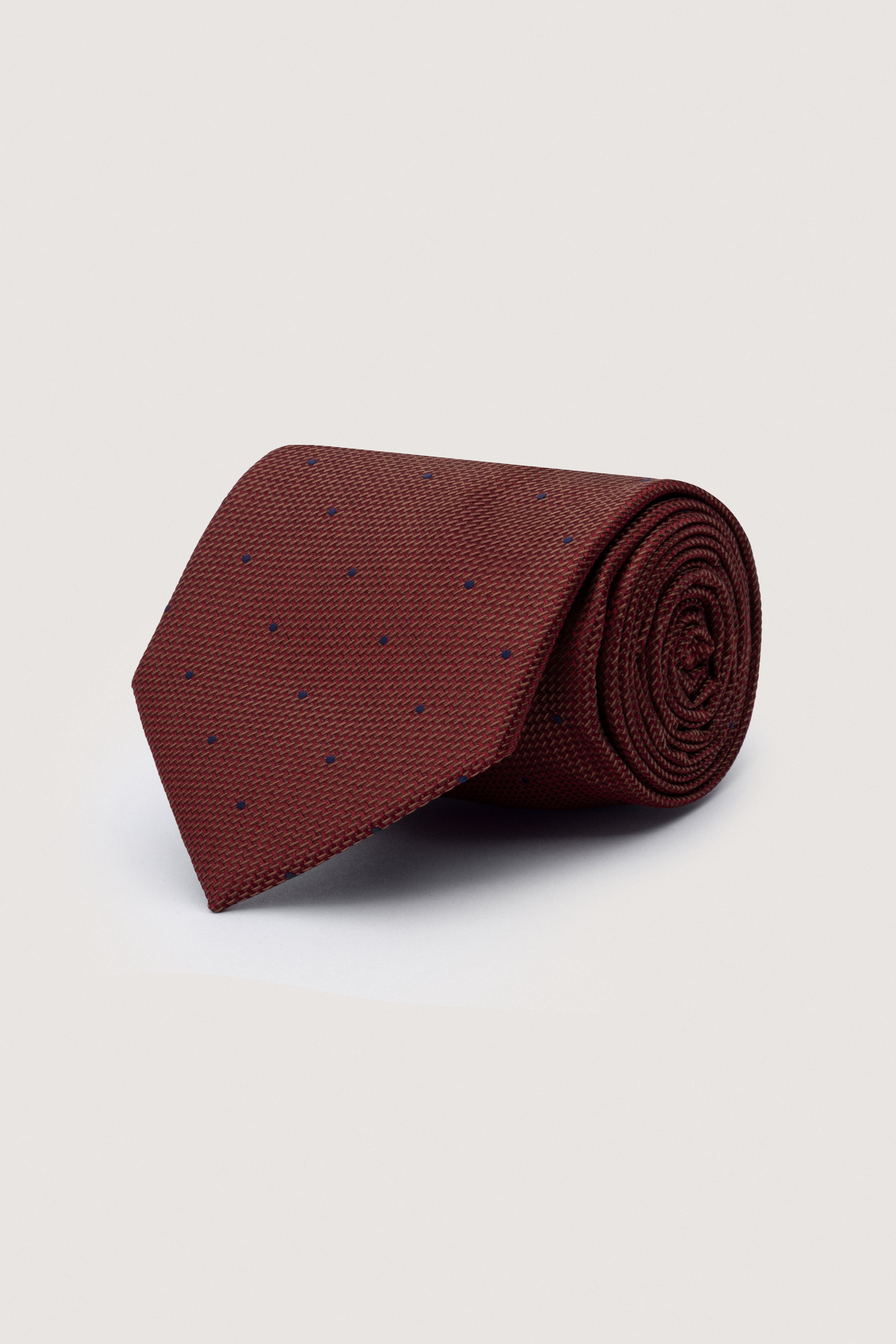 Dark Red Jacquard Necktie with Handkerchief