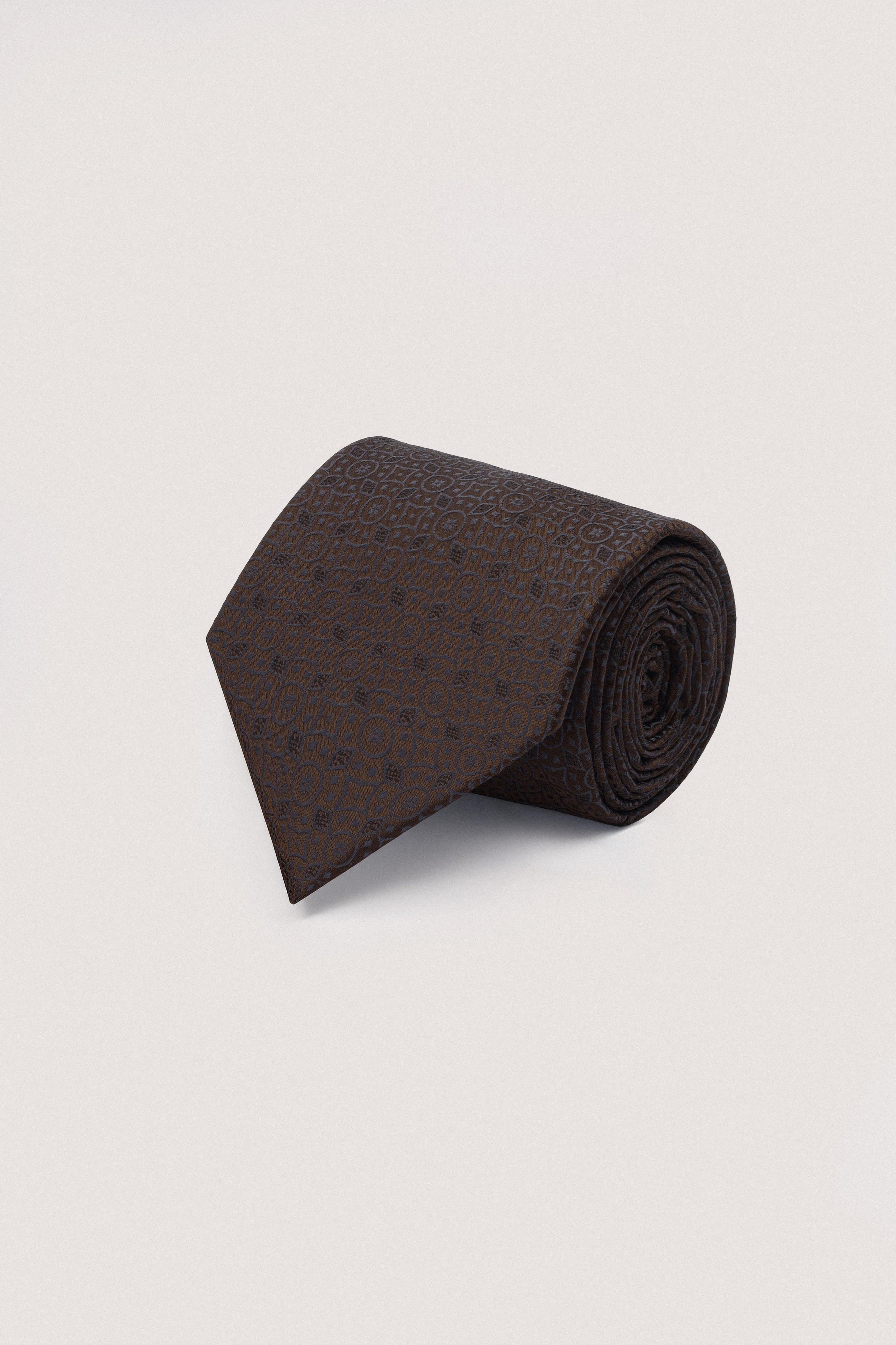 Brown Jacquard Necktie with Handkerchief